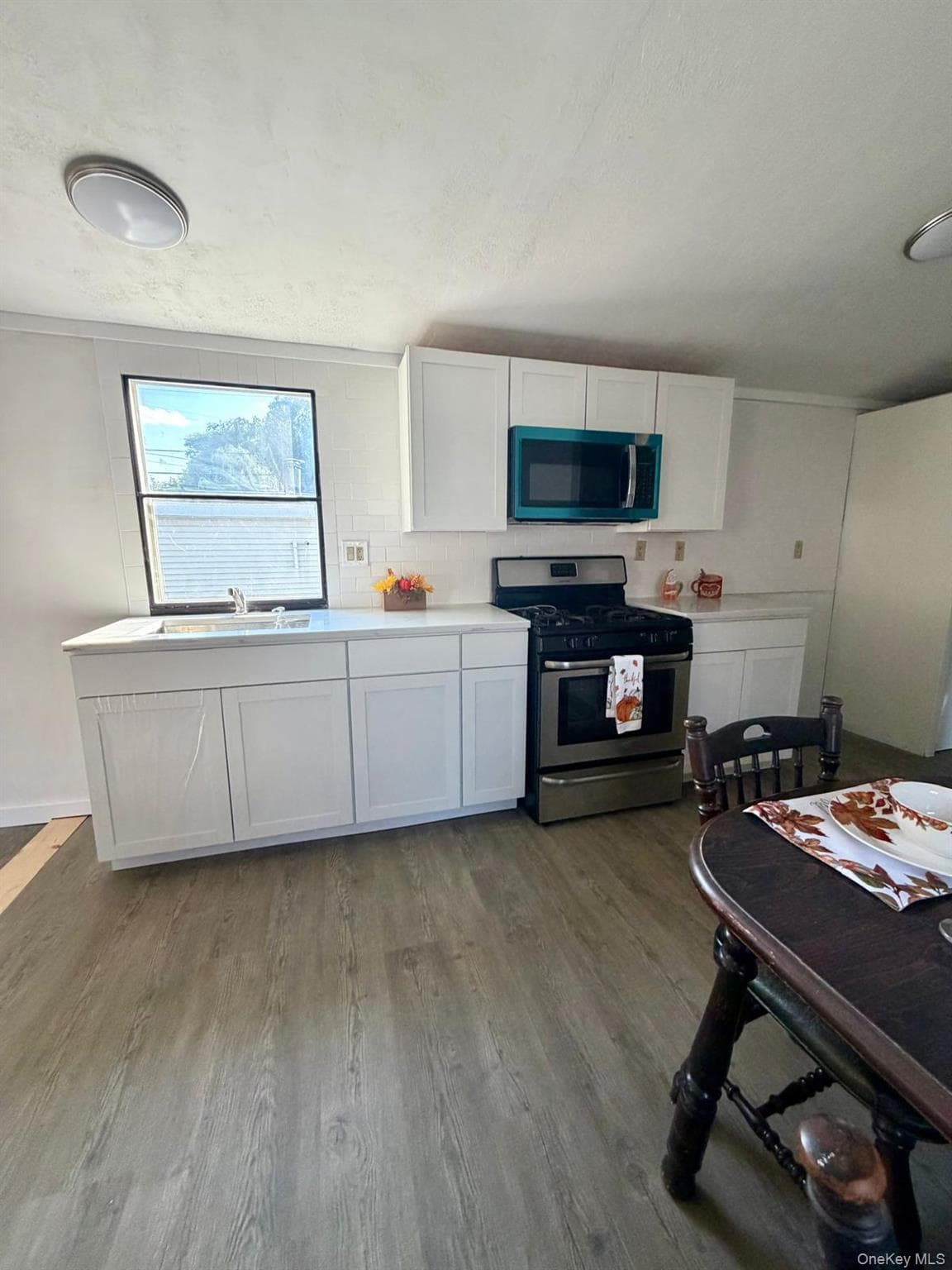 567 Sheafe Road Unit: 3 thumbnail 6