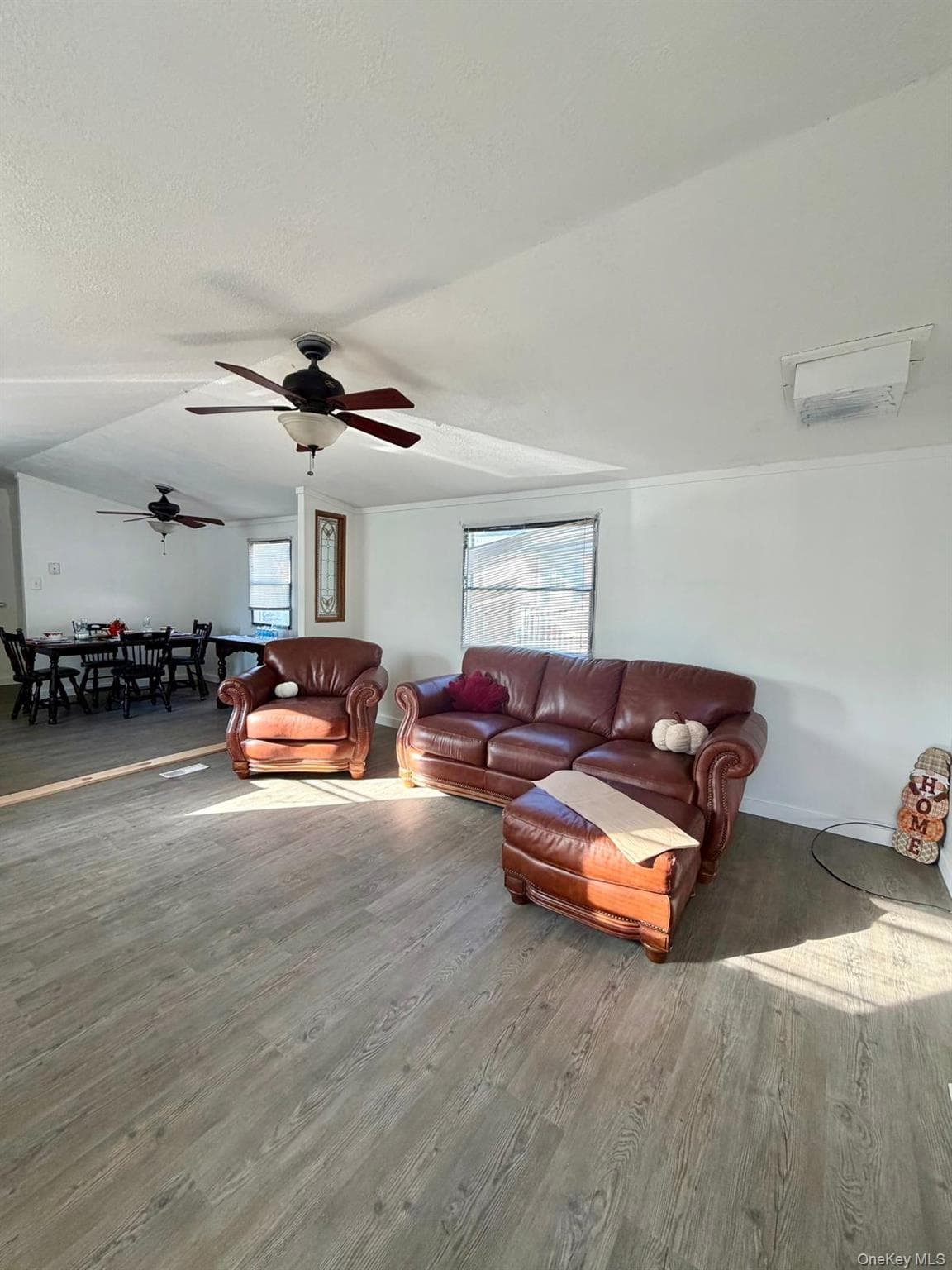 567 Sheafe Road Unit: 3 thumbnail 3