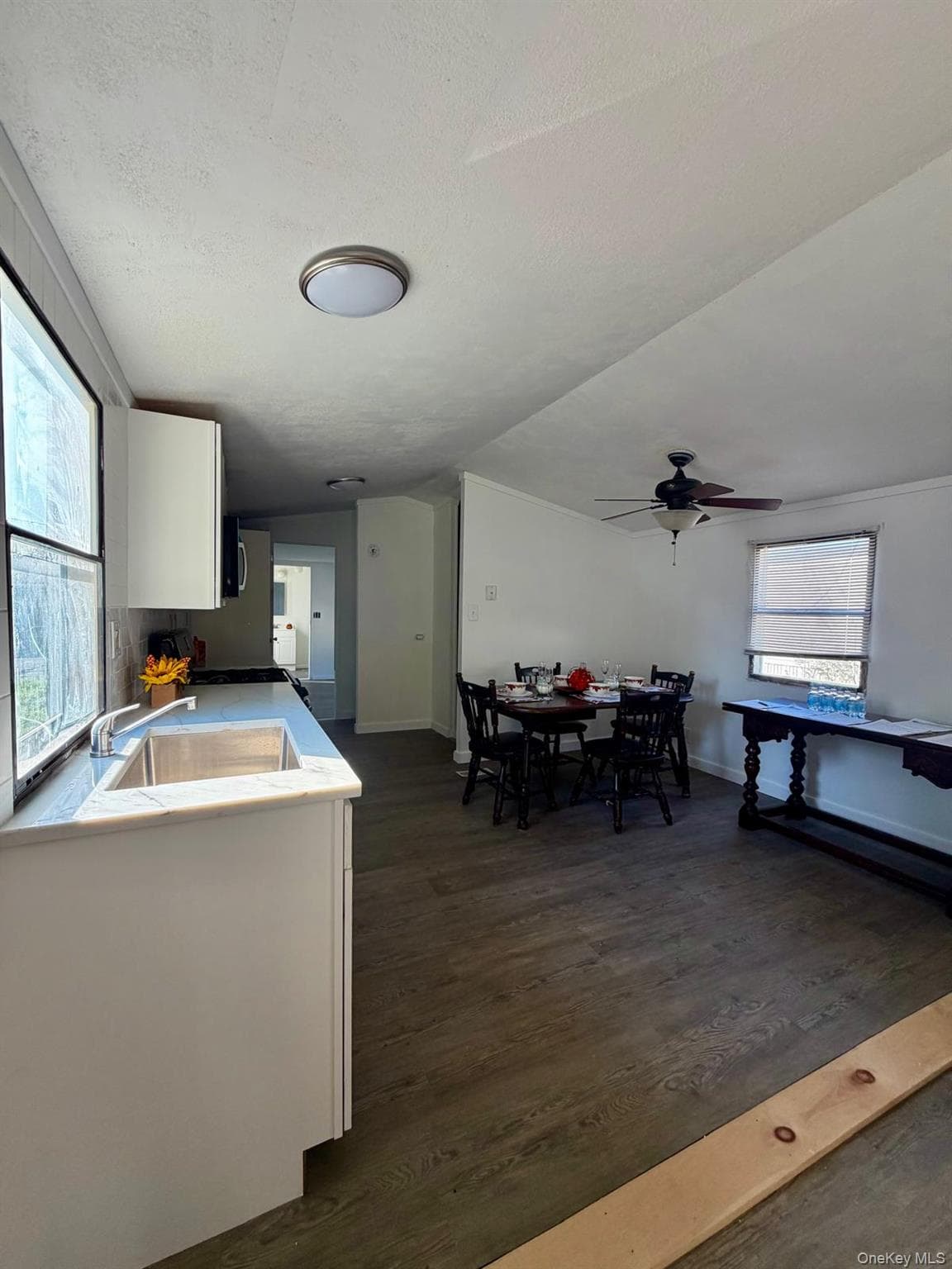 567 Sheafe Road Unit: 3 thumbnail 4