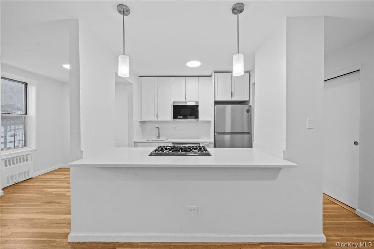 5425 Valles Avenue Unit: 3B thumbnail 8