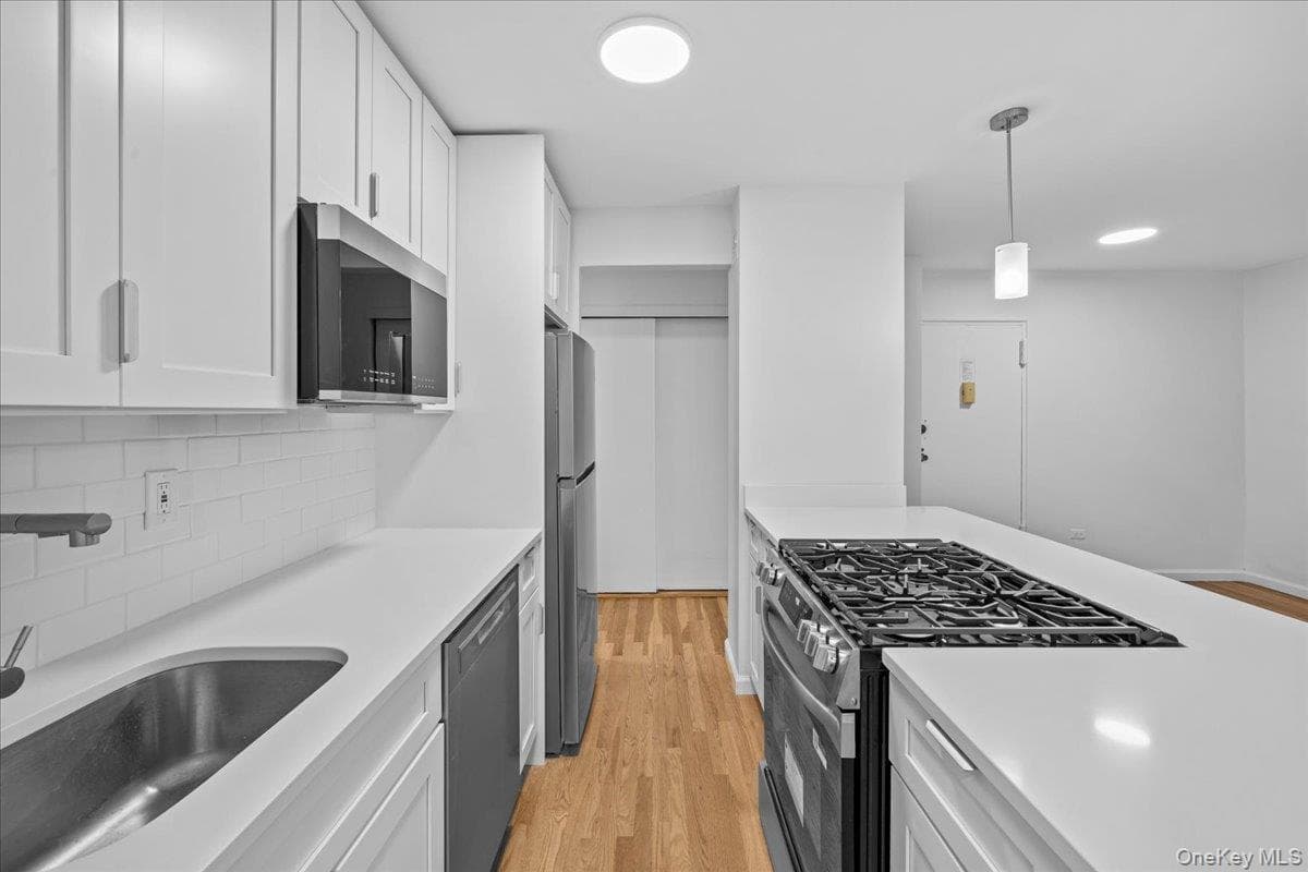 5425 Valles Avenue Unit: 3B thumbnail 10