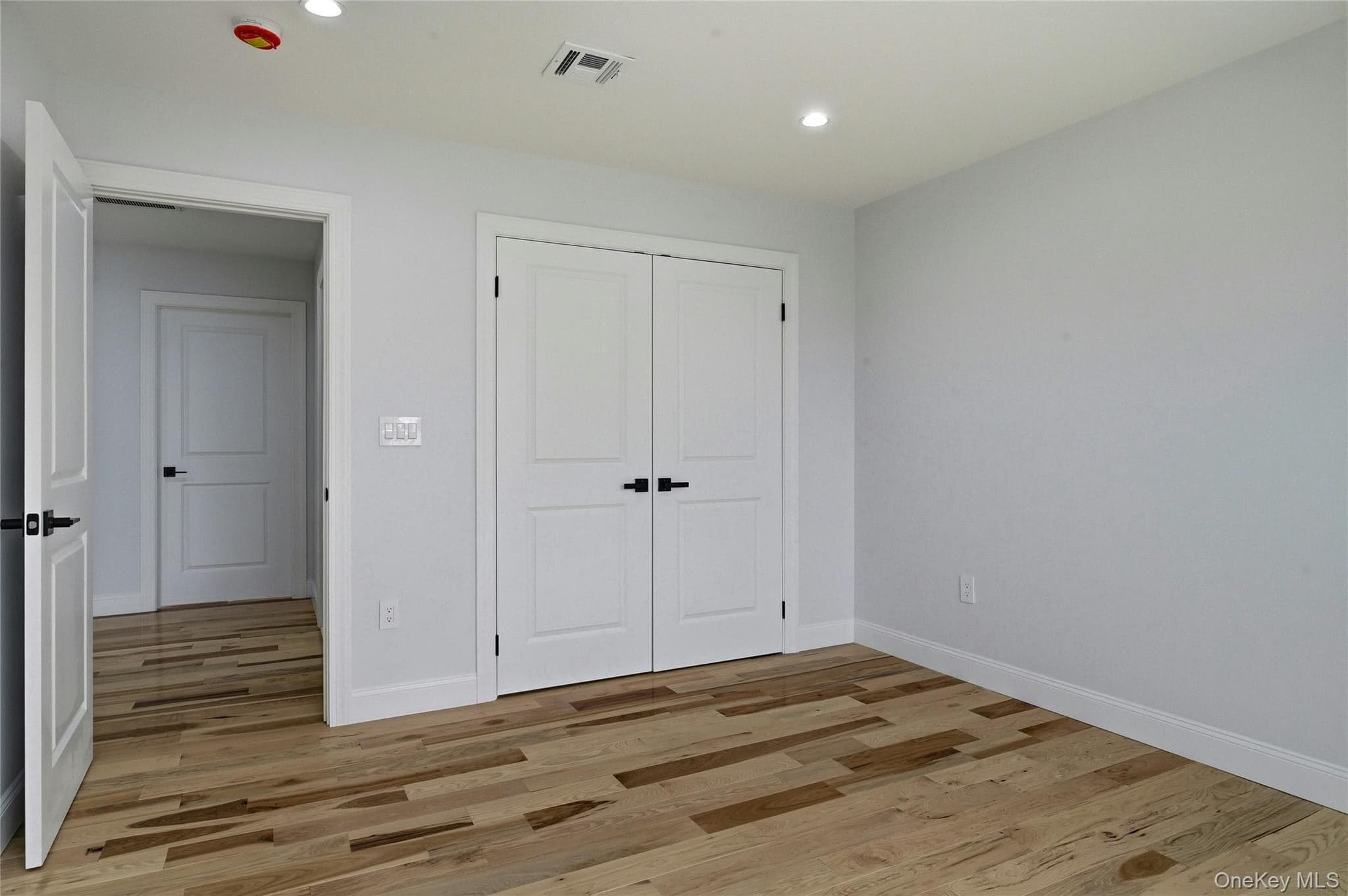 1104 Washington Avenue thumbnail 22