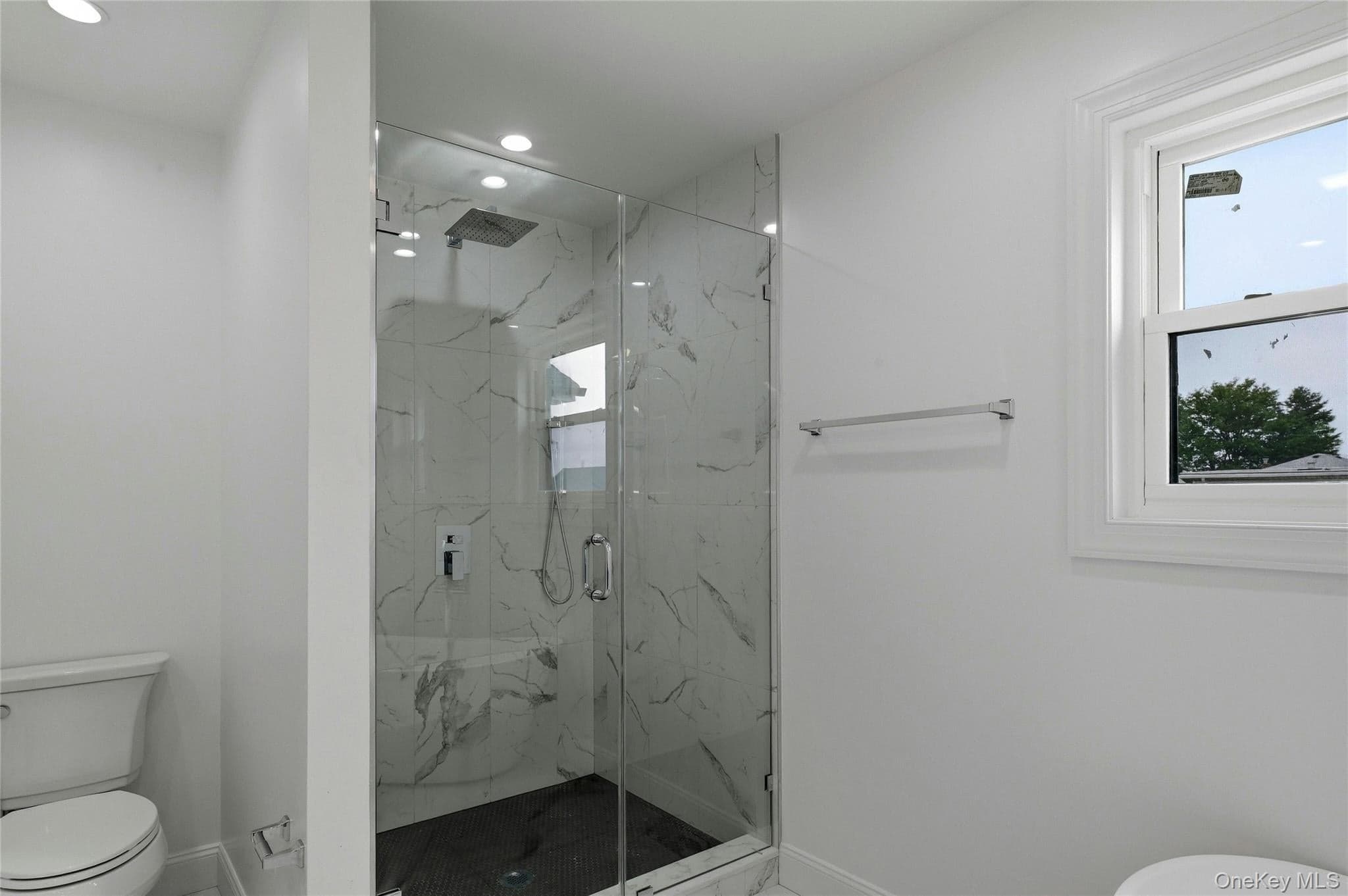 1104 Washington Avenue thumbnail 19