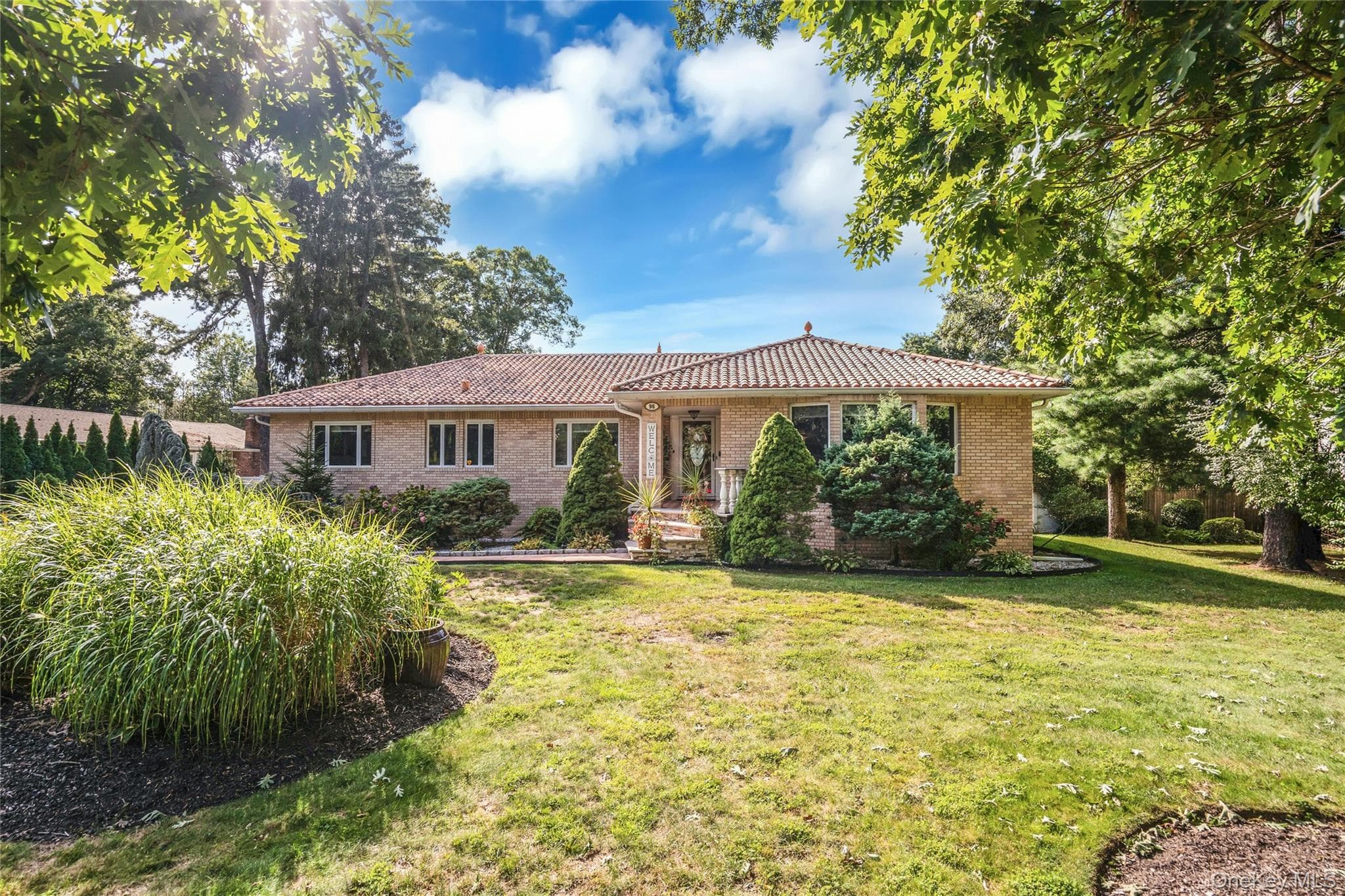 96 Mcculloch Drive photo 1