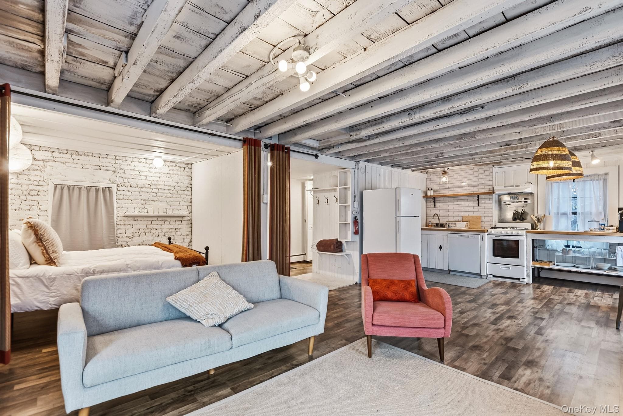 465 Abeel Street thumbnail 8