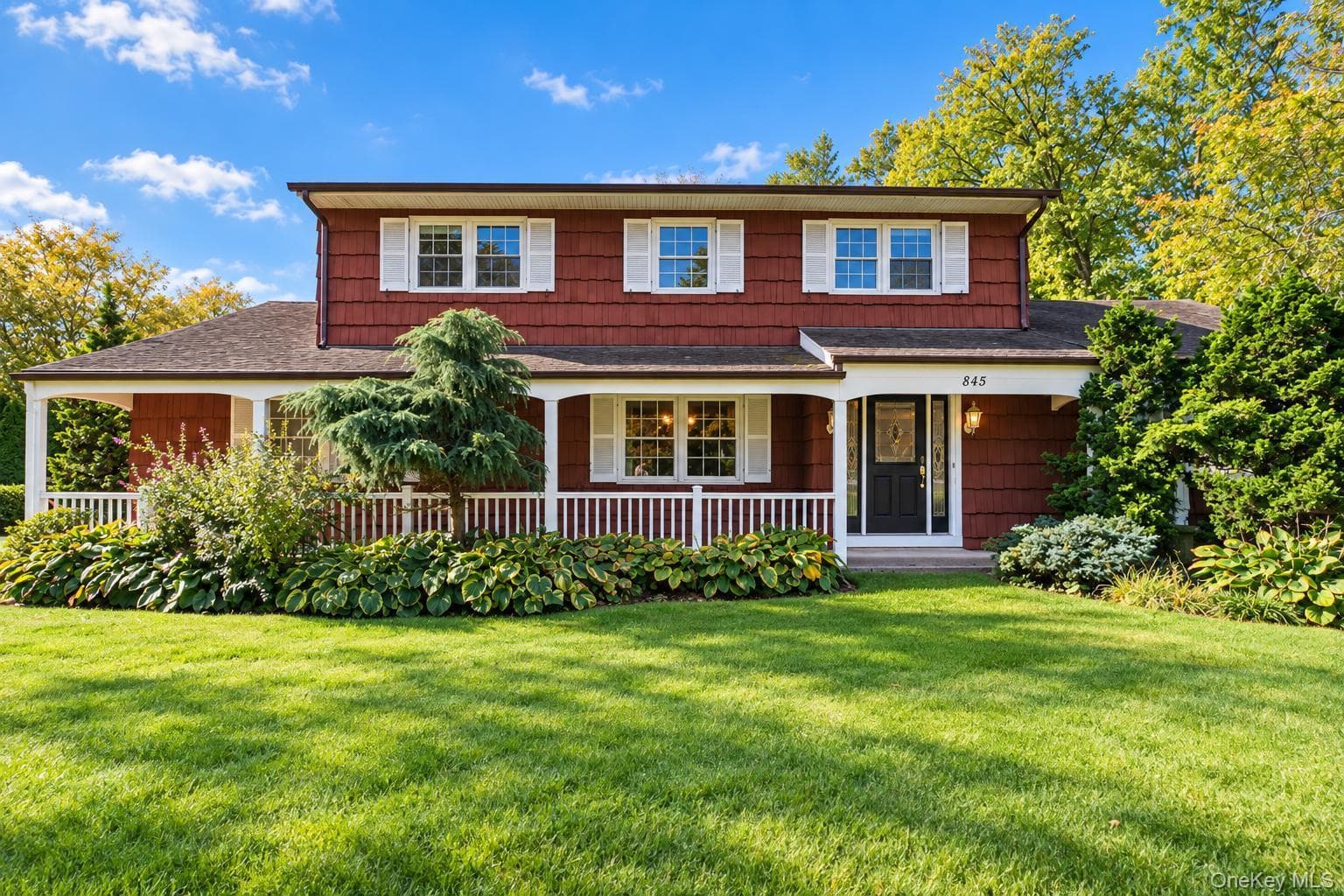 845 Park Avenue, Huntington