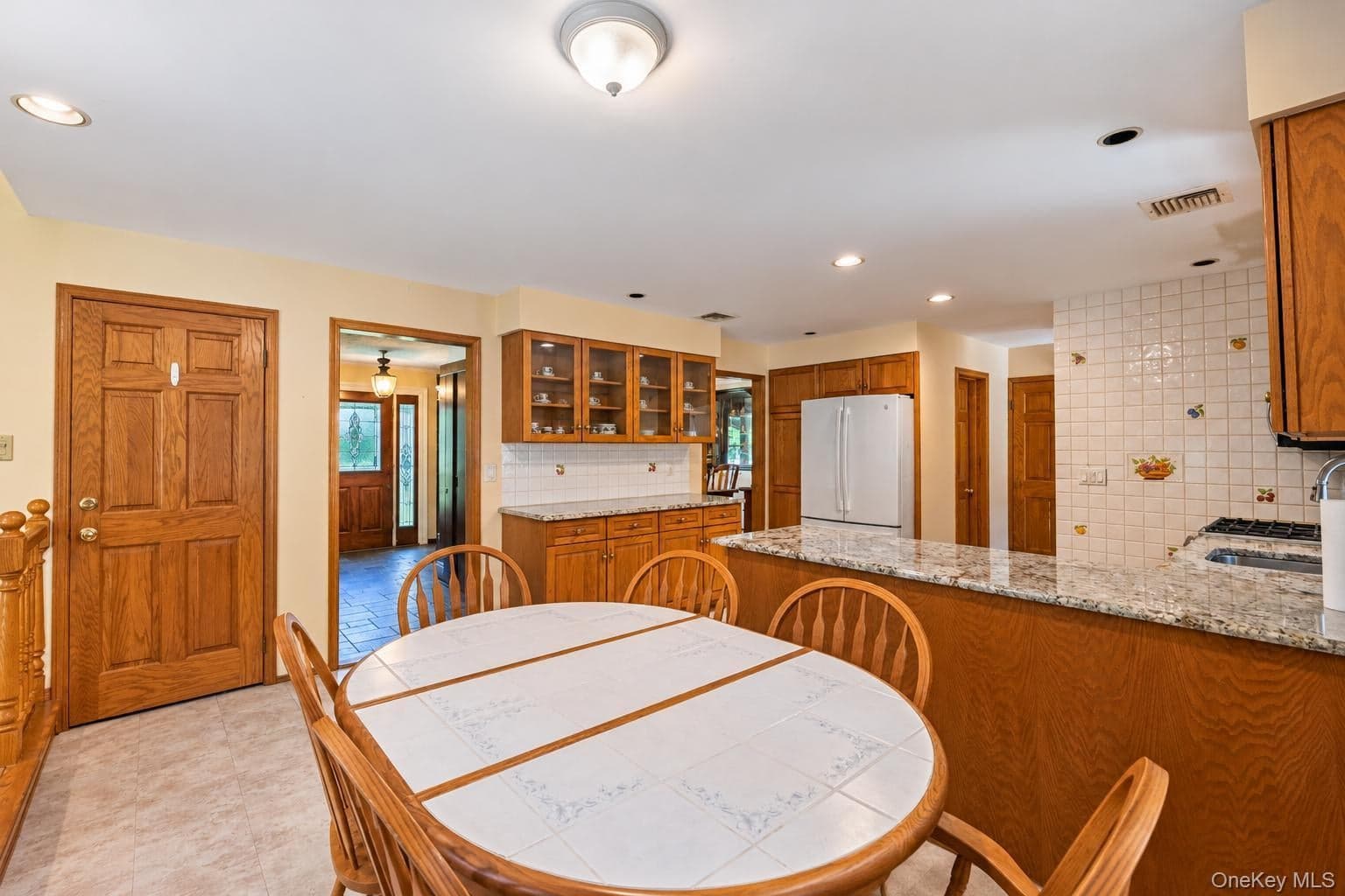 845 Park Avenue thumbnail 26