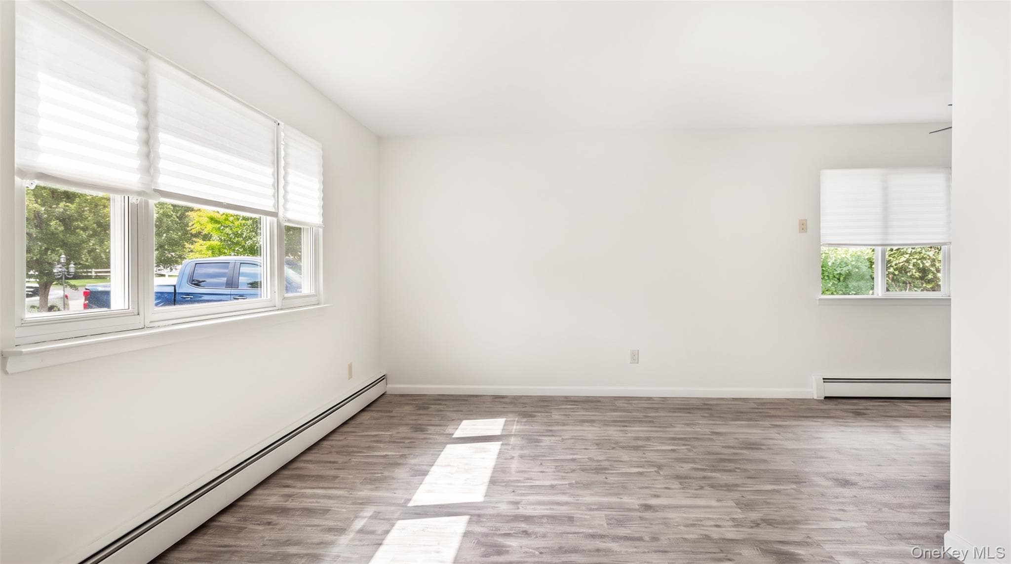 567 Boxwood Drive thumbnail 4