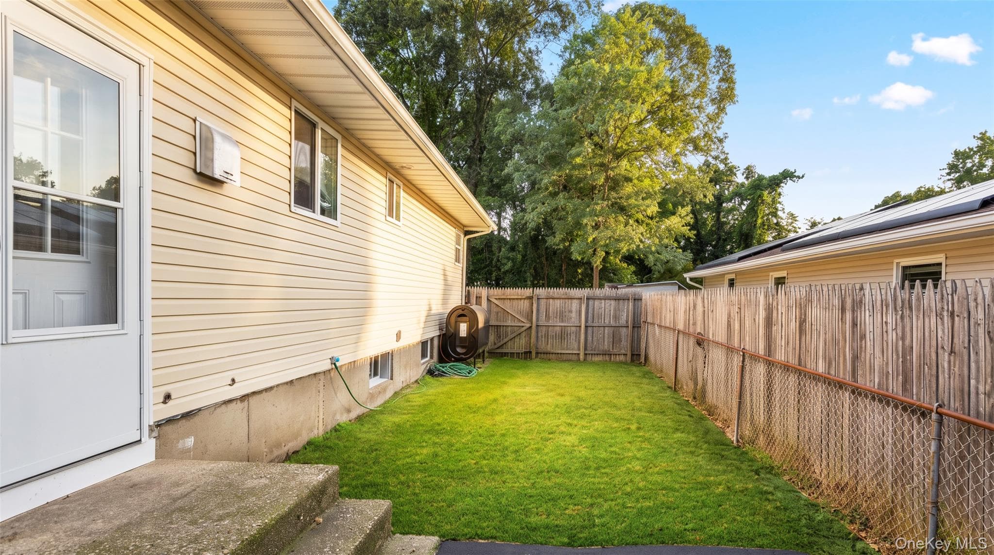 567 Boxwood Drive thumbnail 18
