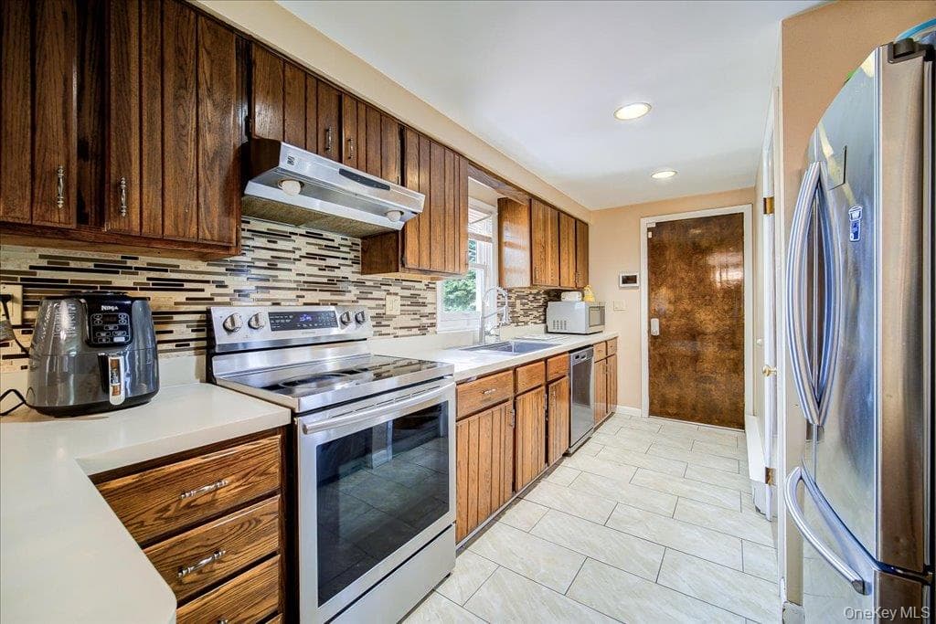 46 Harmony Hill Road thumbnail 11
