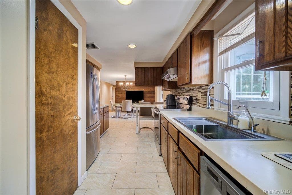 46 Harmony Hill Road thumbnail 13