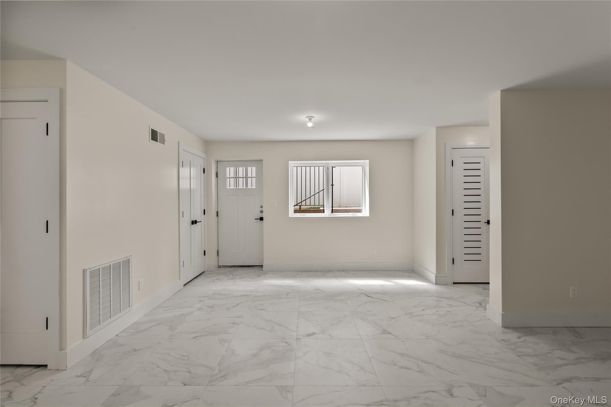 30 E Castle Avenue Unit: #101 thumbnail 40