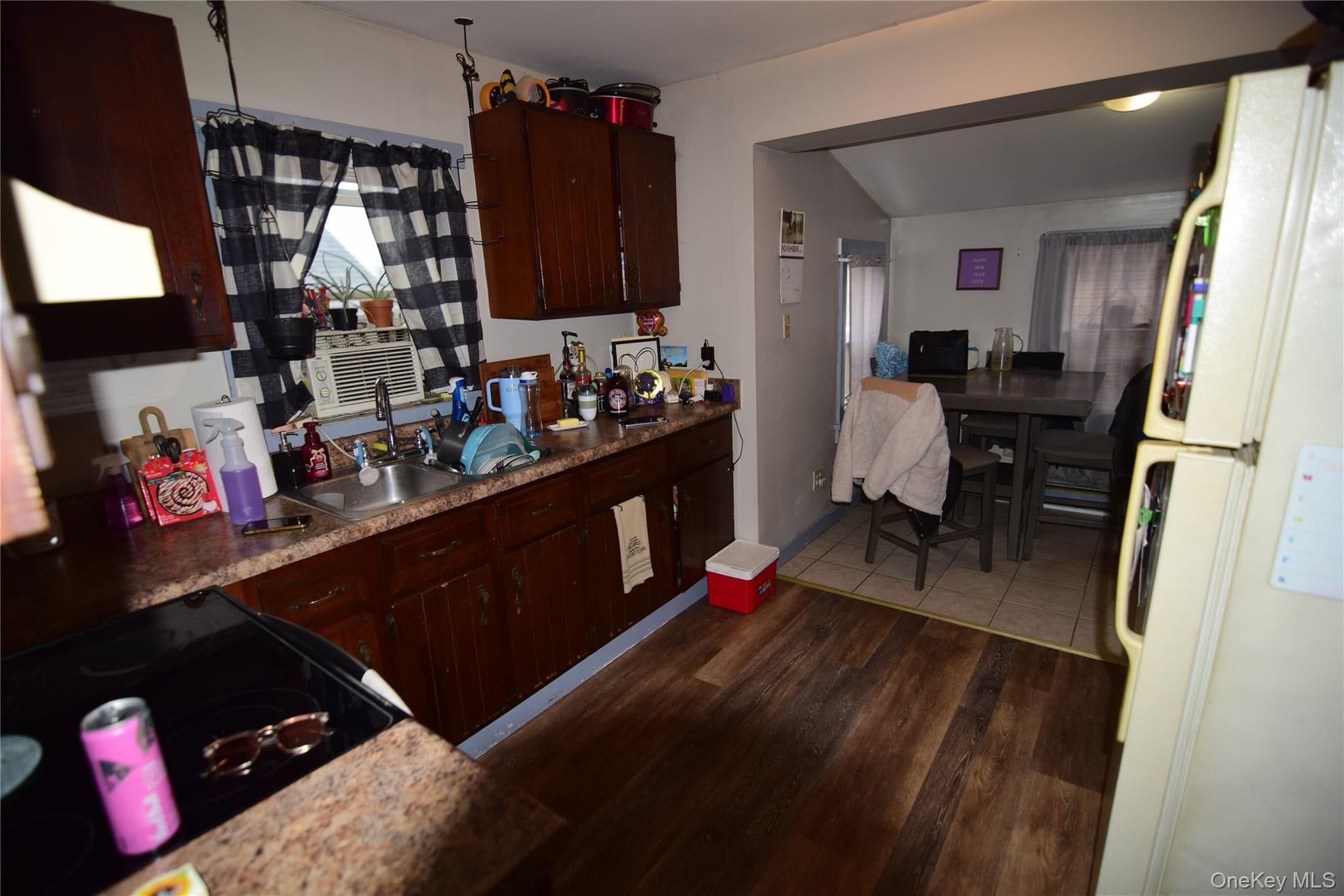 460 Cold Spring RD thumbnail 9