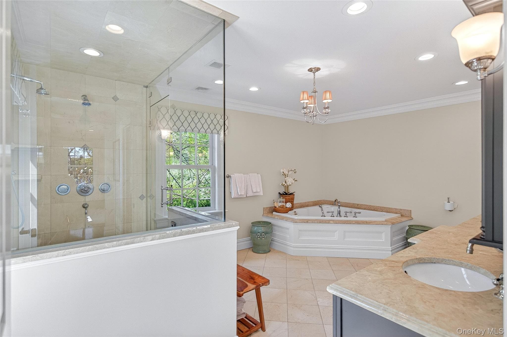 6 Brookside Lane thumbnail 16