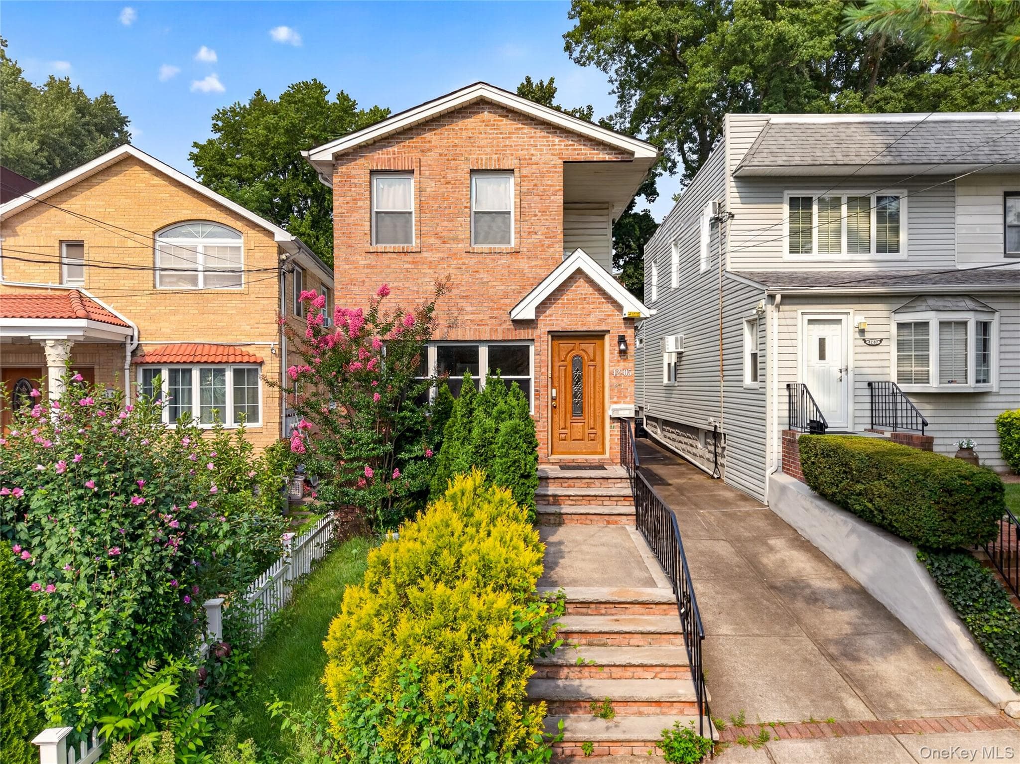 42-05 249th Street, Little Neck