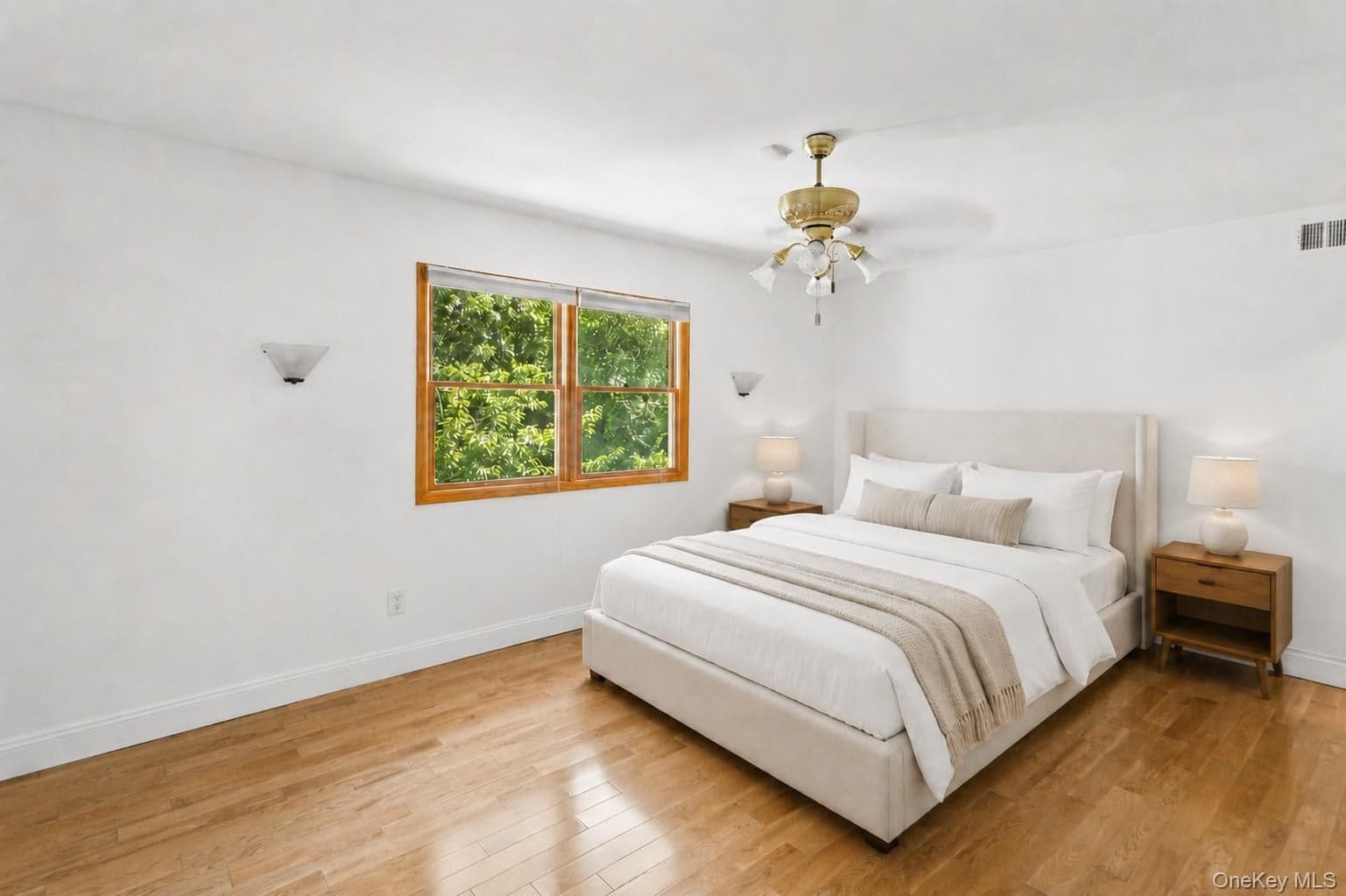 1031 Fordham Lane thumbnail 10