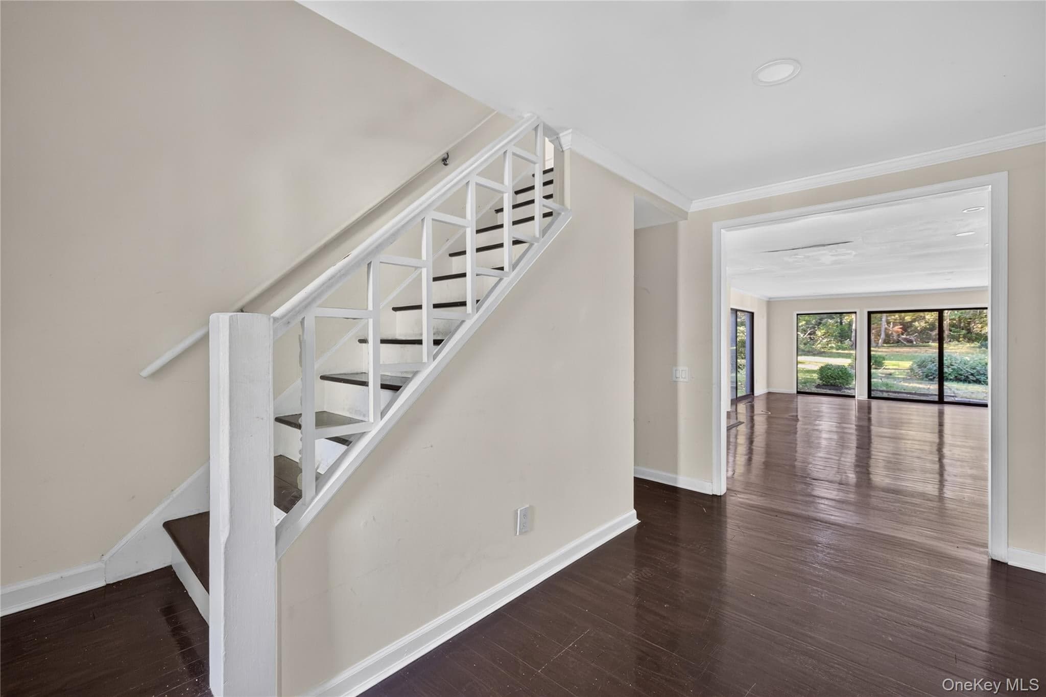 1574 Laurel Hollow Road thumbnail 2