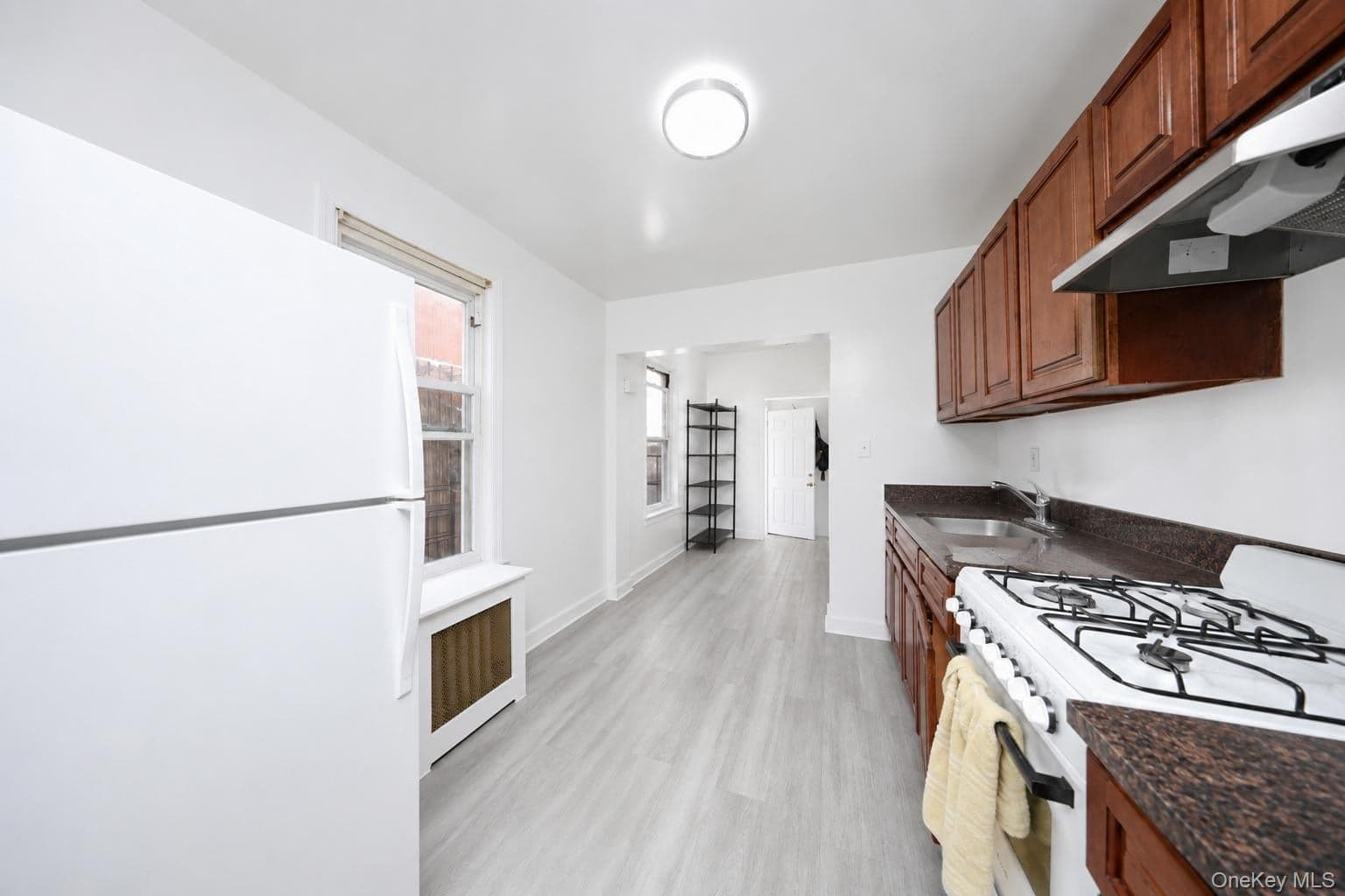33 Avenue U thumbnail 11