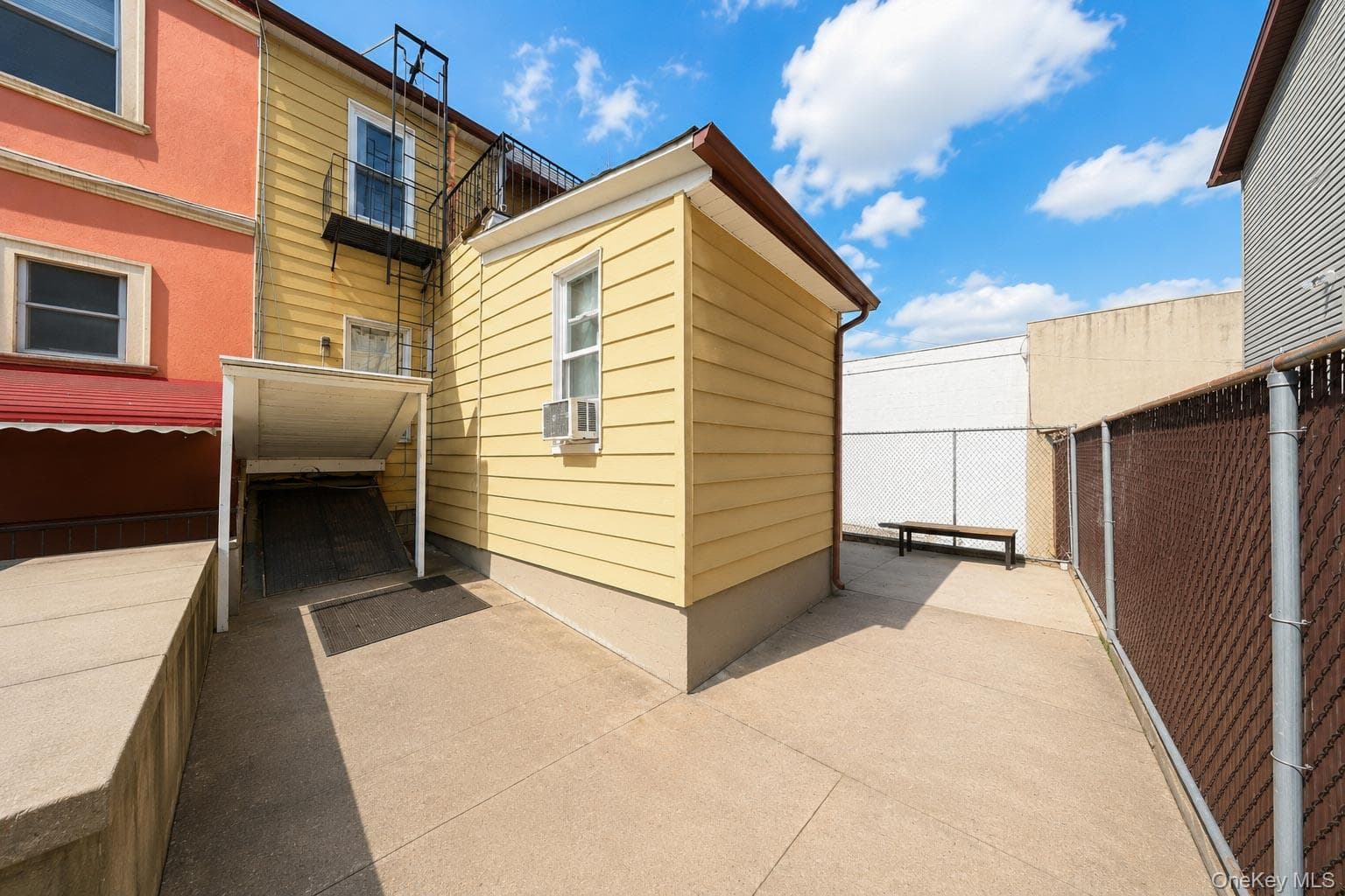 33 Avenue U thumbnail 31