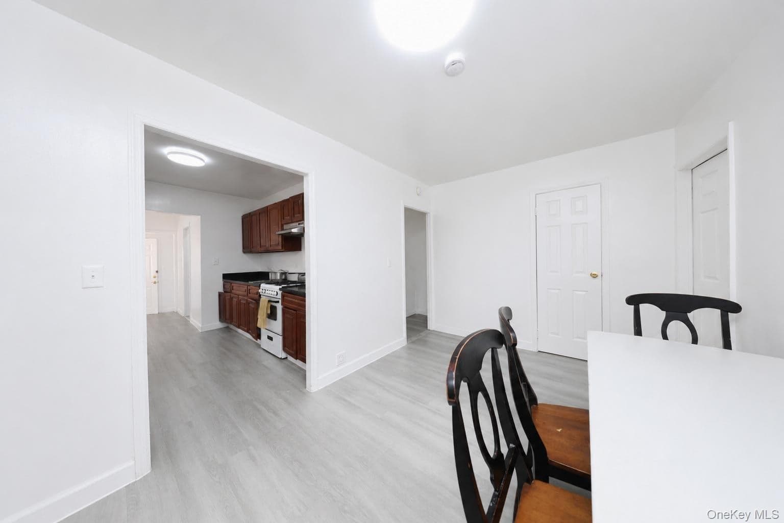 33 Avenue U thumbnail 12