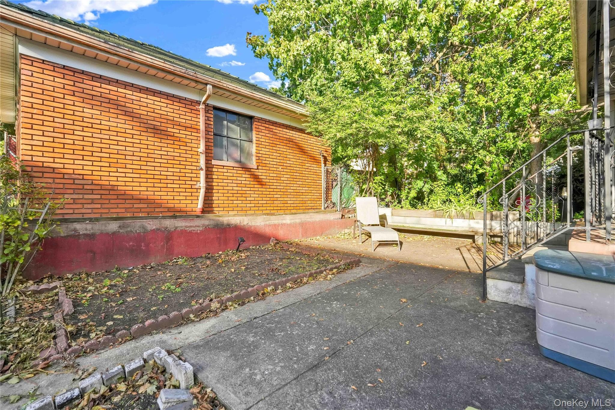 115-33 10th Avenue thumbnail 22