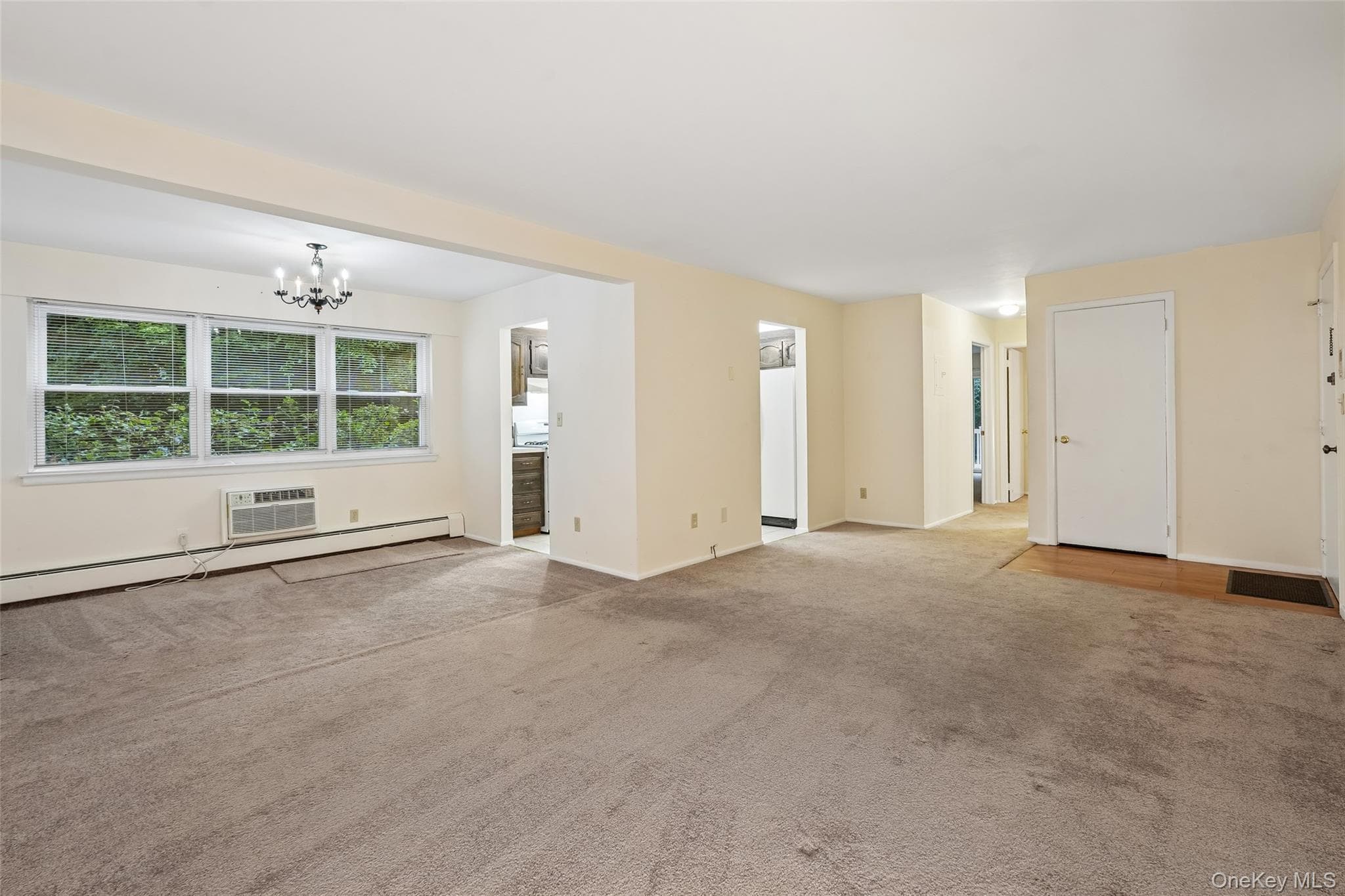 192 Doxbury Lane thumbnail 3