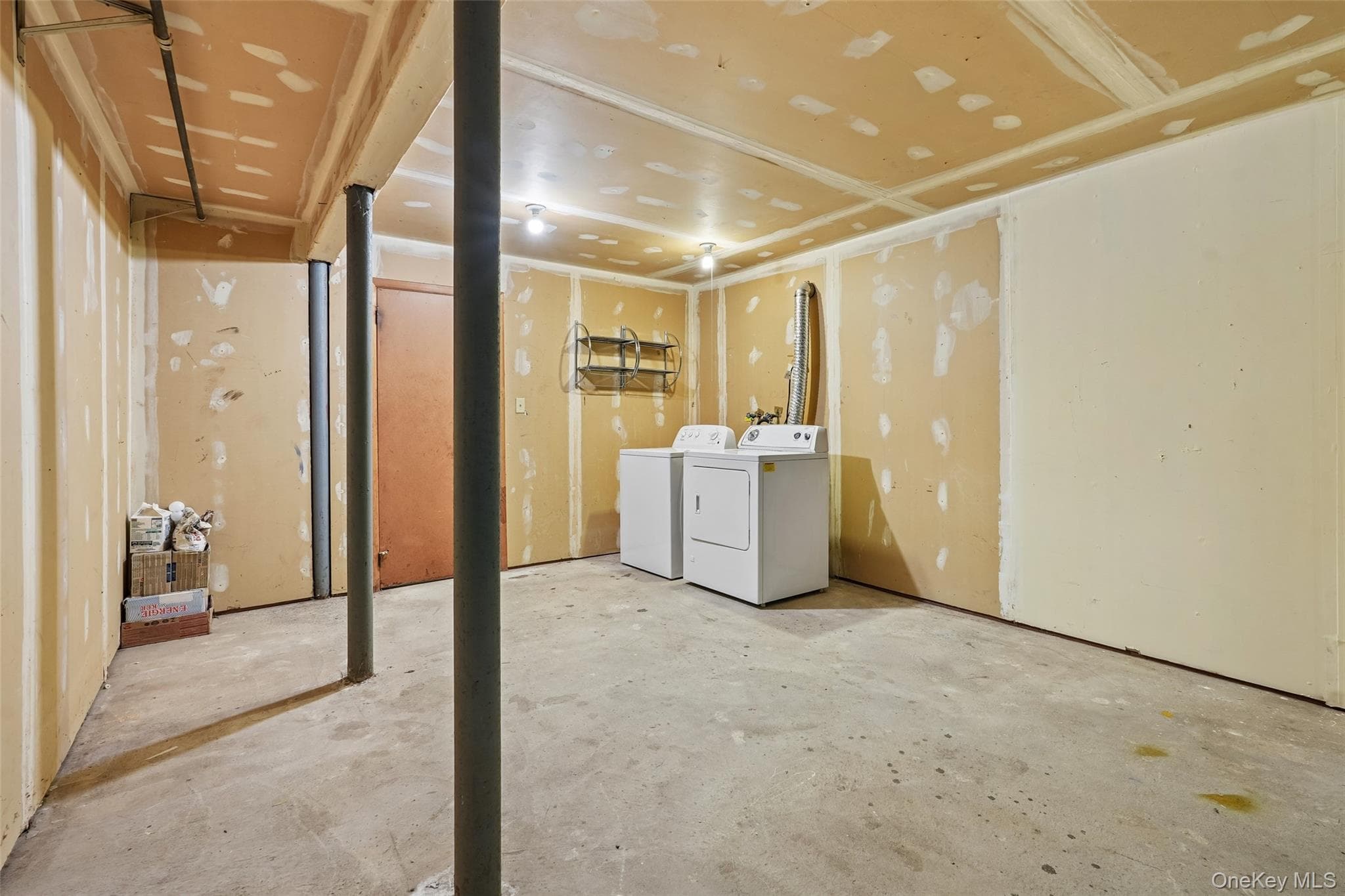 192 Doxbury Lane thumbnail 19