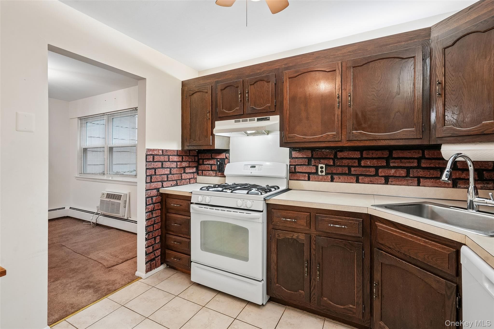 192 Doxbury Lane thumbnail 10