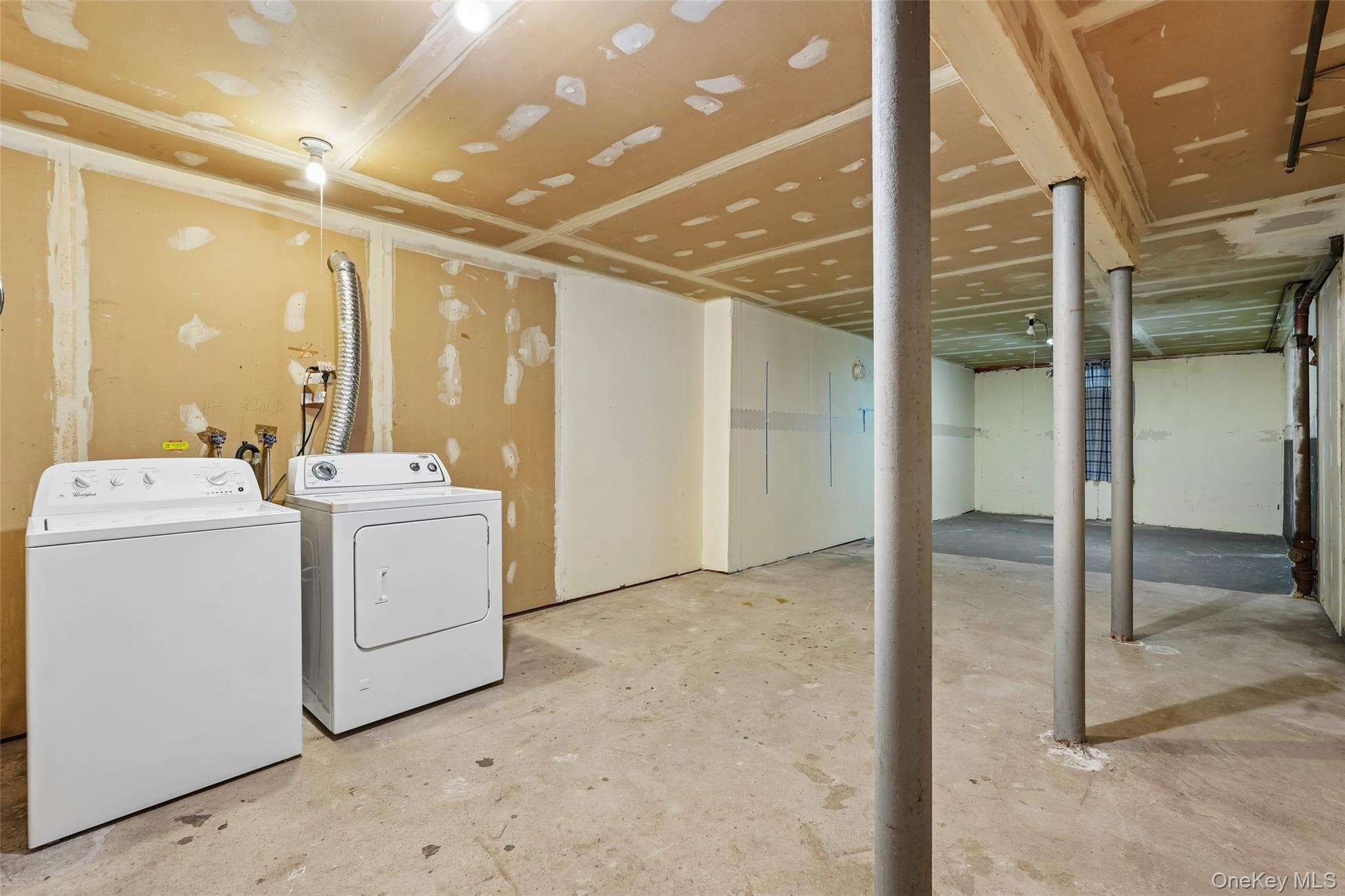 192 Doxbury Lane thumbnail 17