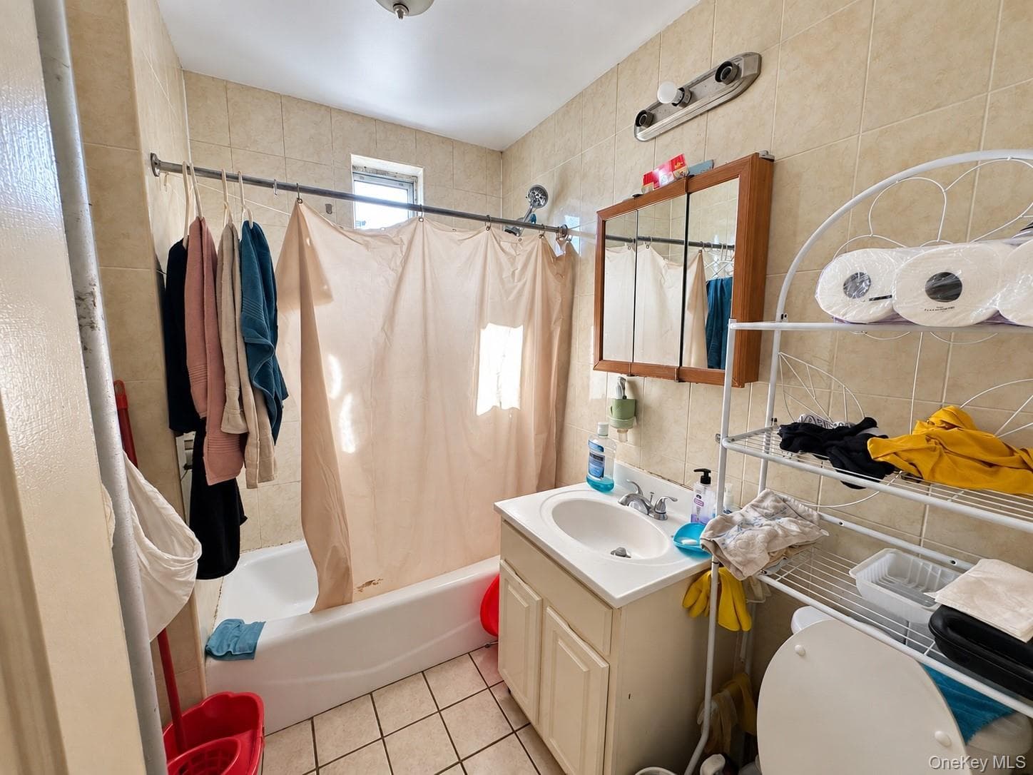 2137 E 14th Street thumbnail 34
