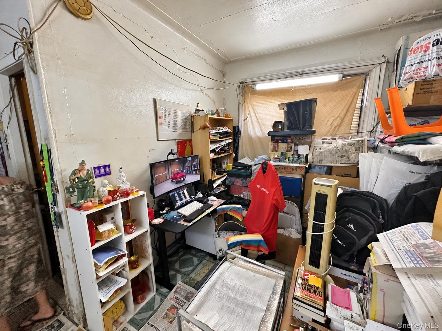 2137 E 14th Street thumbnail 7