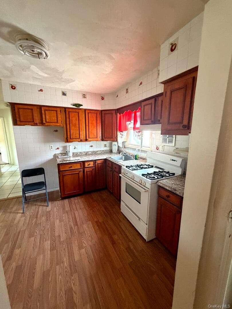 23-50 Oceancrest Blvd thumbnail 6