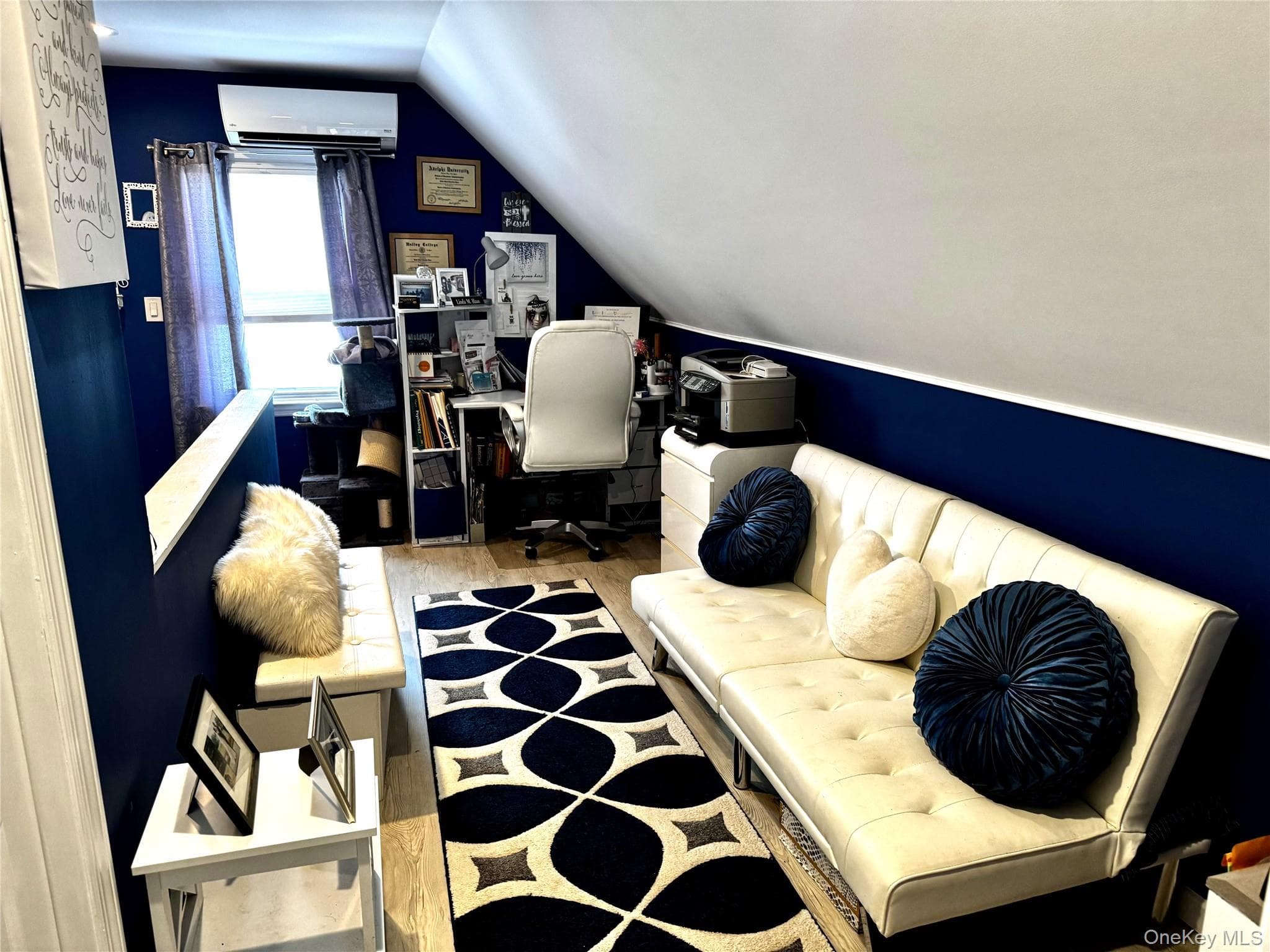 2312 Maple Street thumbnail 10
