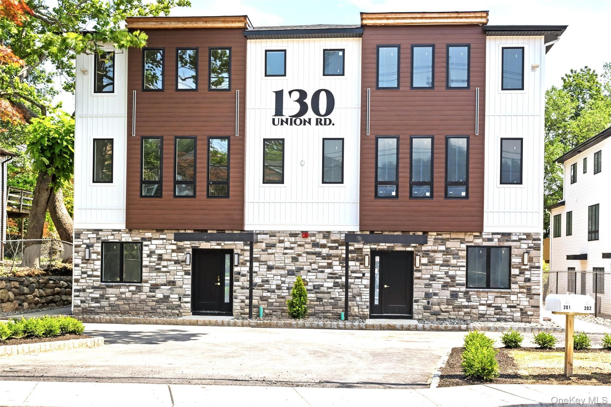 130 Union Road Unit: 201 thumbnail 2