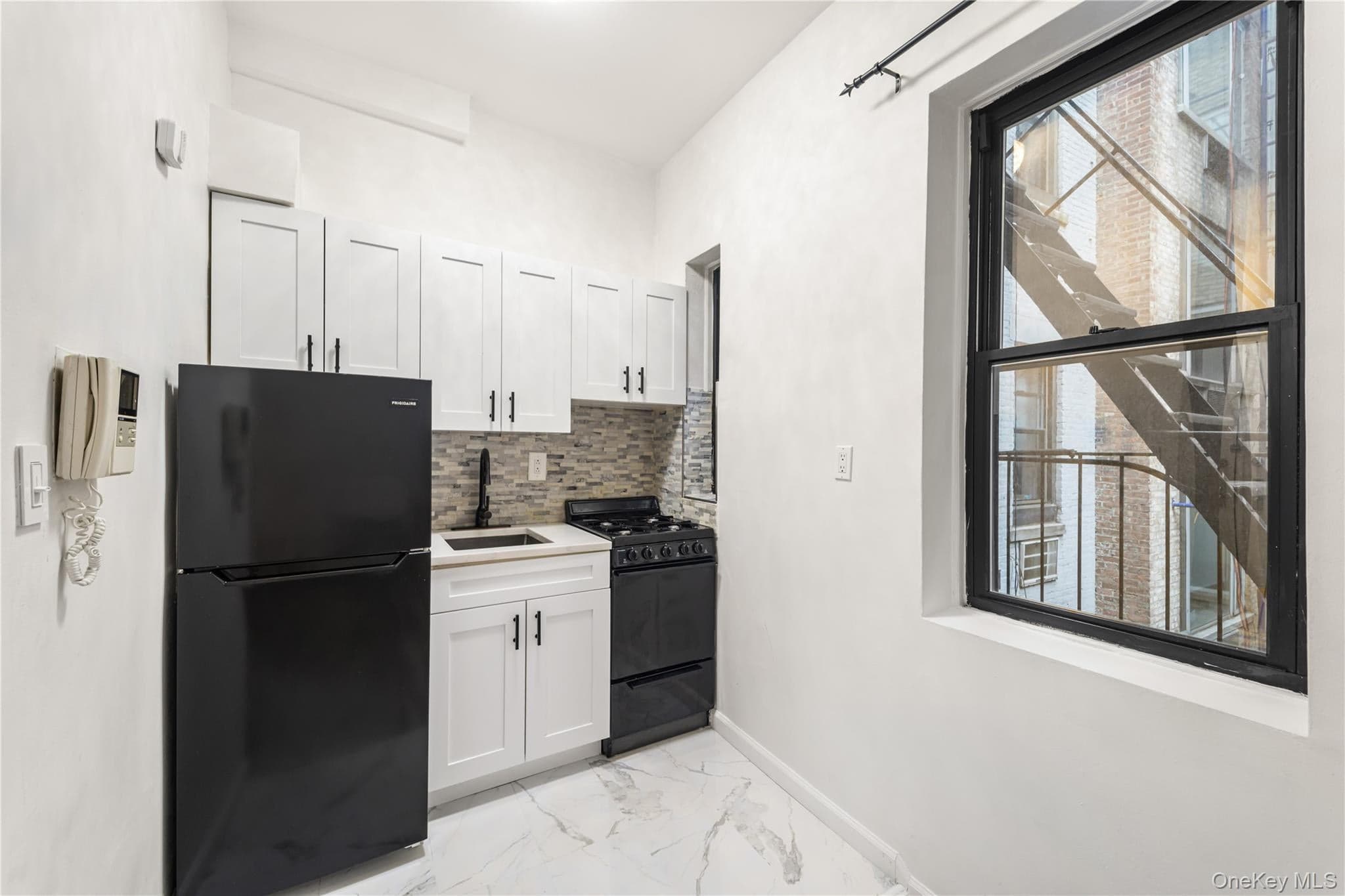 152 E 35th Street Unit: 5H thumbnail 9