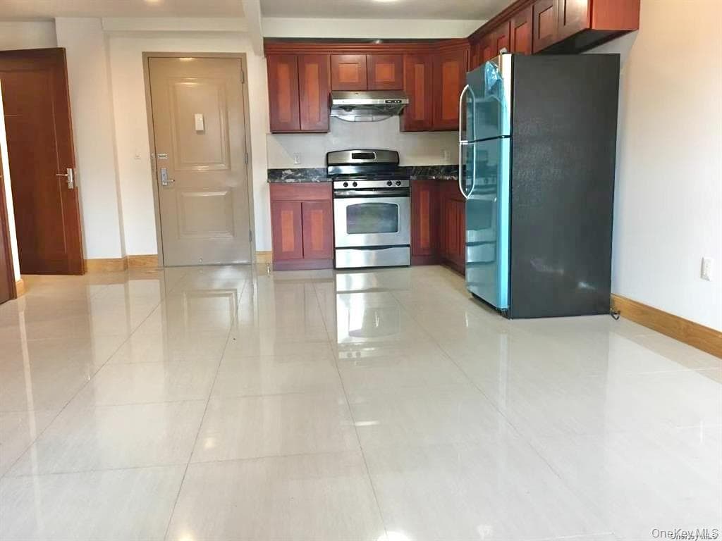 8401 37th Avenue Unit: 306 thumbnail 6