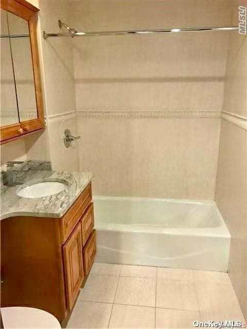 8401 37th Avenue Unit: 306 thumbnail 9