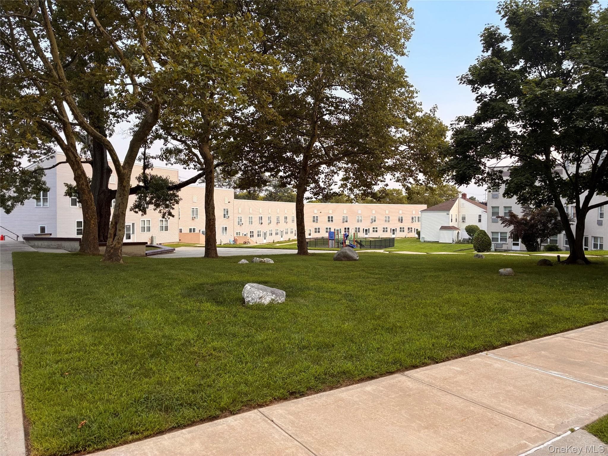 270 Lowndes Avenue Unit: 121G thumbnail 9
