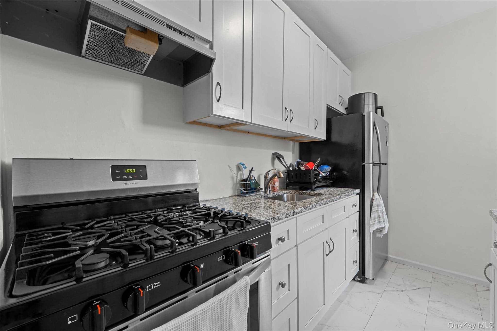 3245 Perry Avenue Unit: 6F thumbnail 8