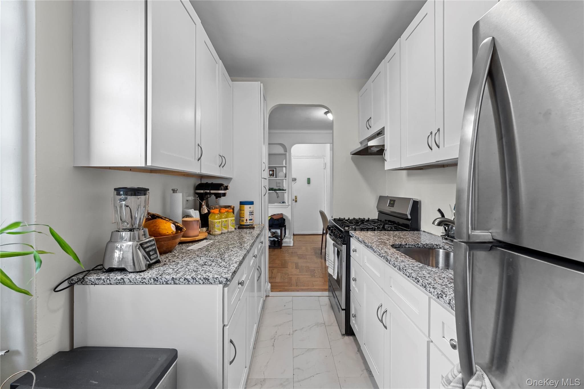 3245 Perry Avenue Unit: 6F thumbnail 7