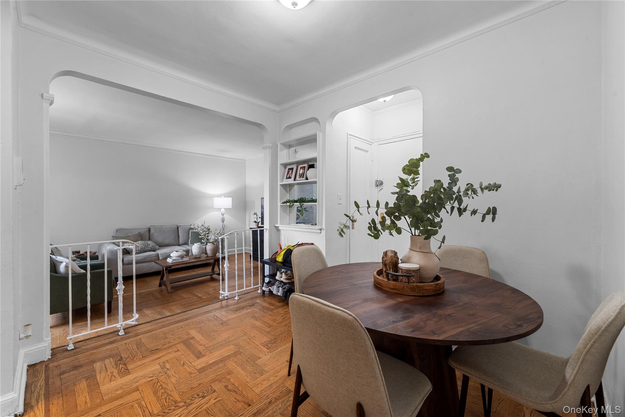 3245 Perry Avenue Unit: 6F thumbnail 2