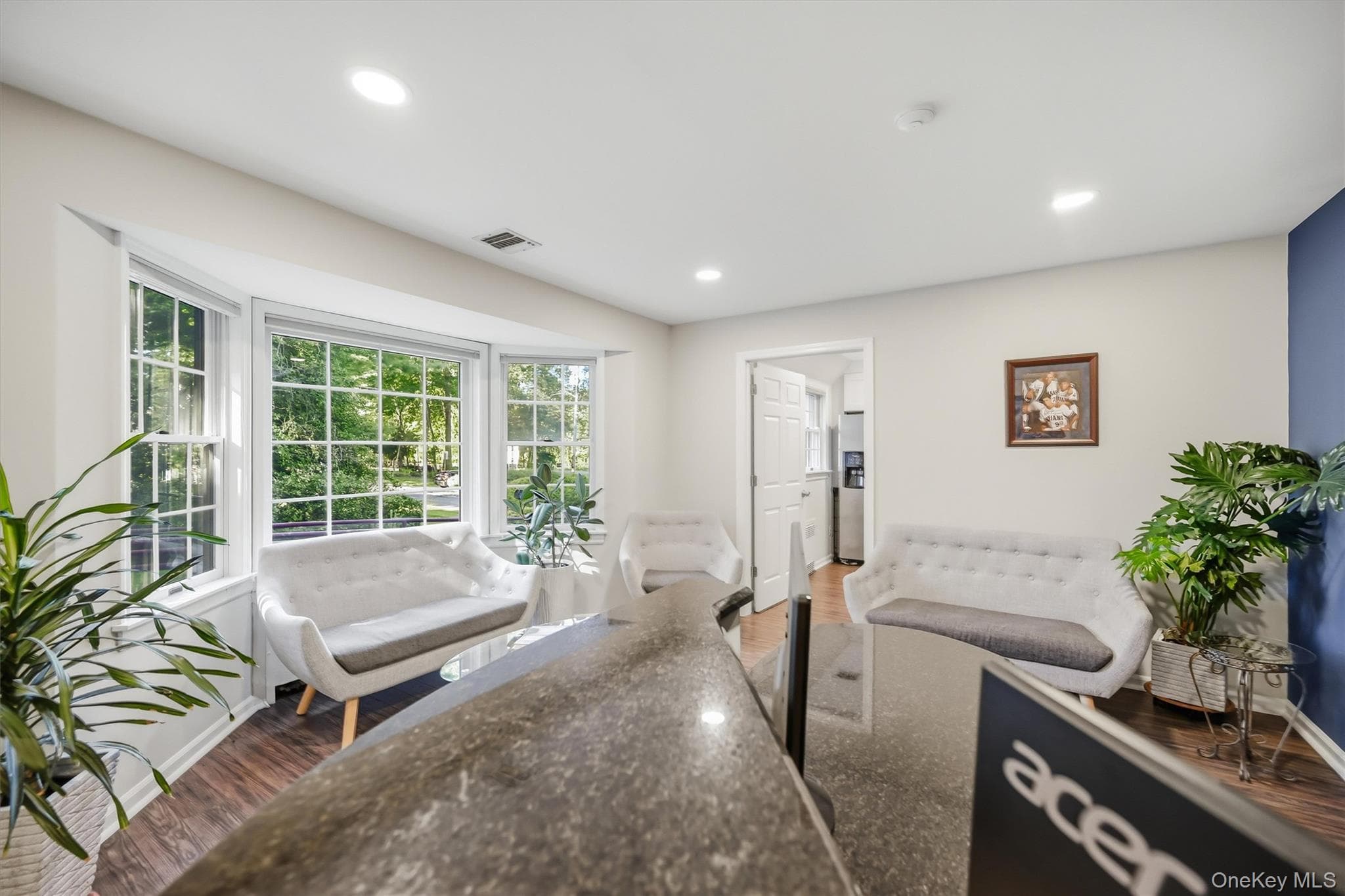 18 Laurel Road thumbnail 8