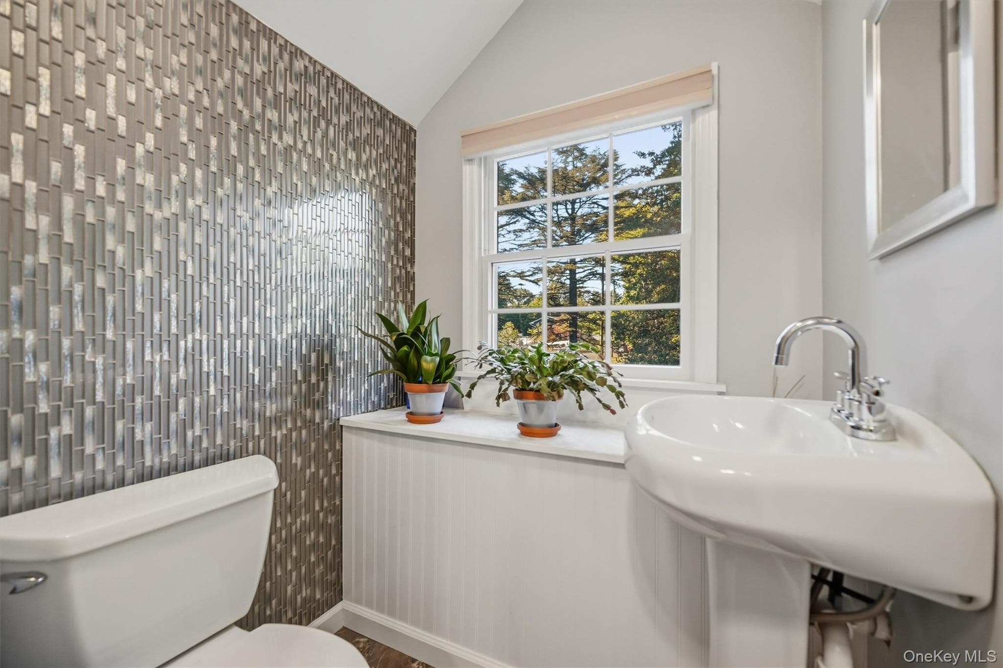 18 Laurel Road thumbnail 30