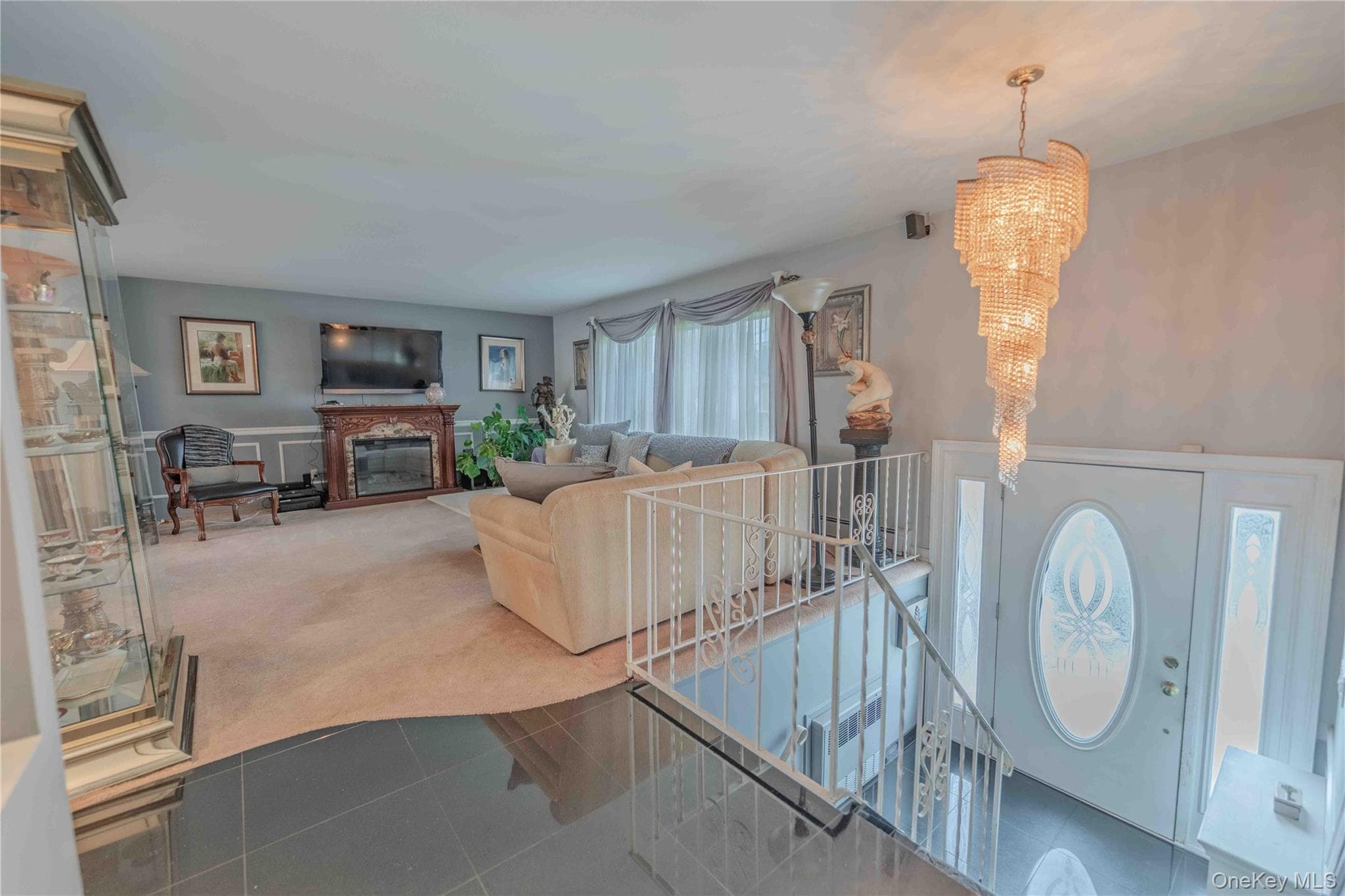 3232 Ocean Harbor Drive thumbnail 4