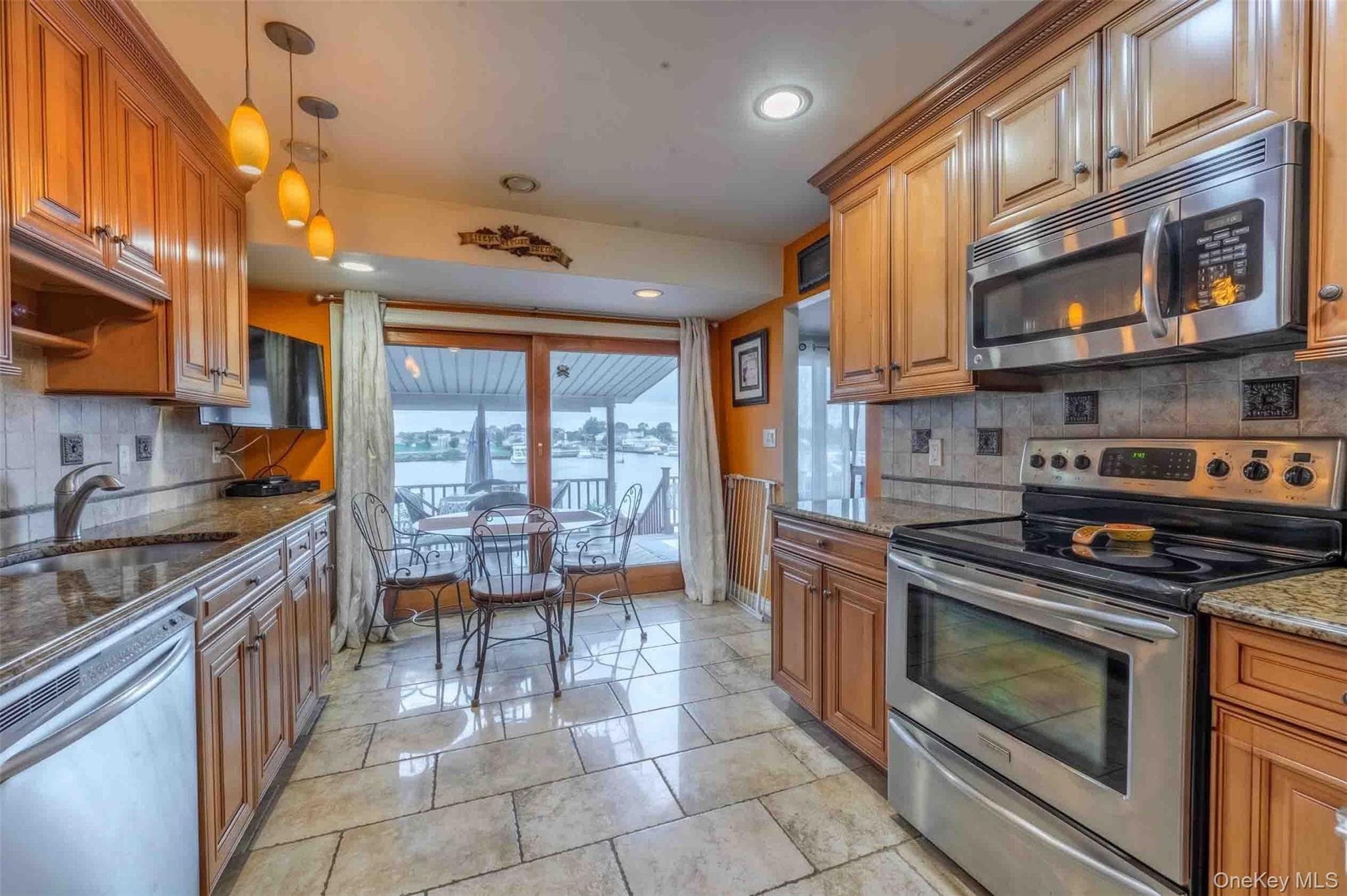 3232 Ocean Harbor Drive thumbnail 7