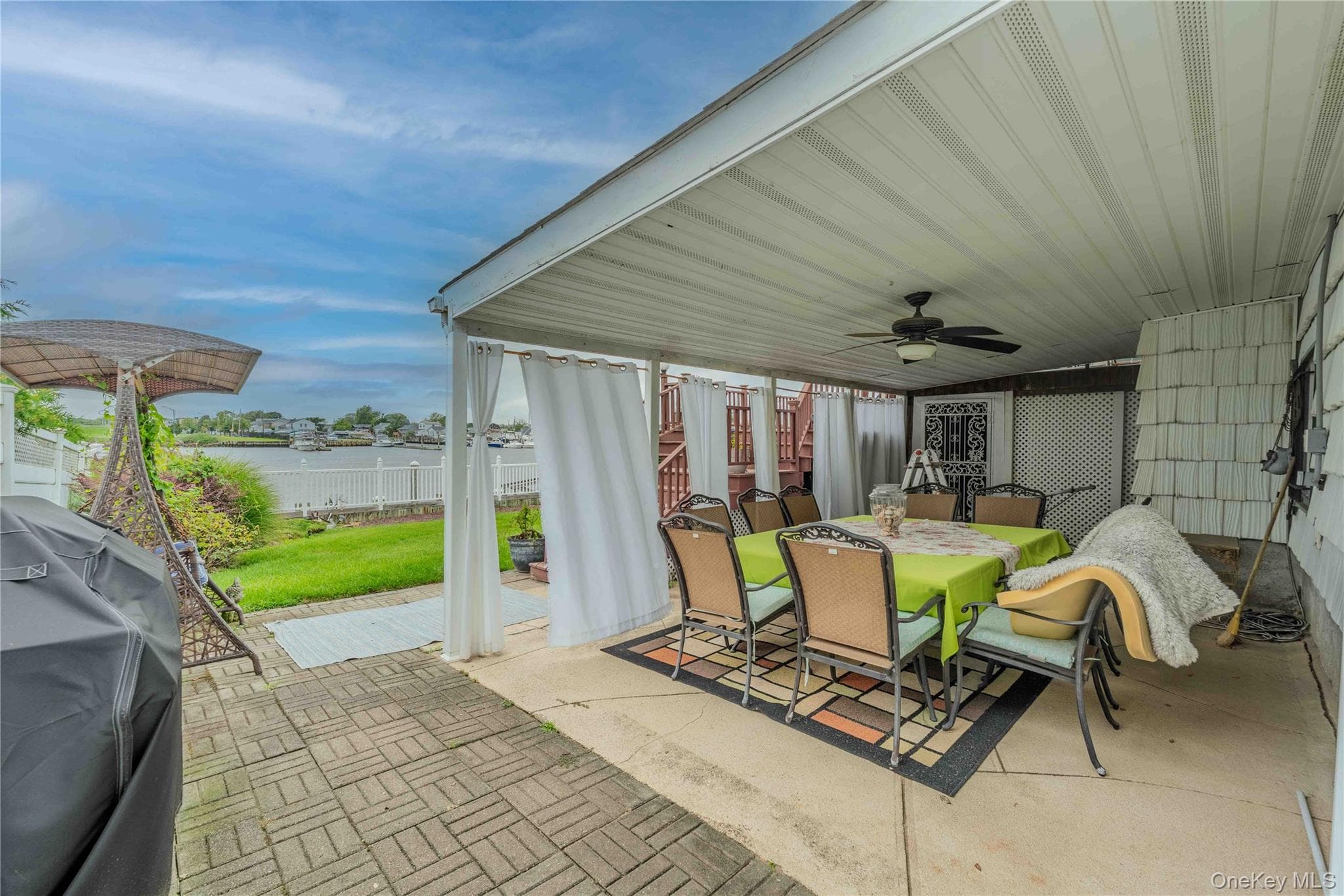 3232 Ocean Harbor Drive thumbnail 19