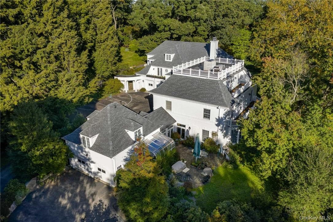 3 Israel Townsend Hill CT, Armonk
