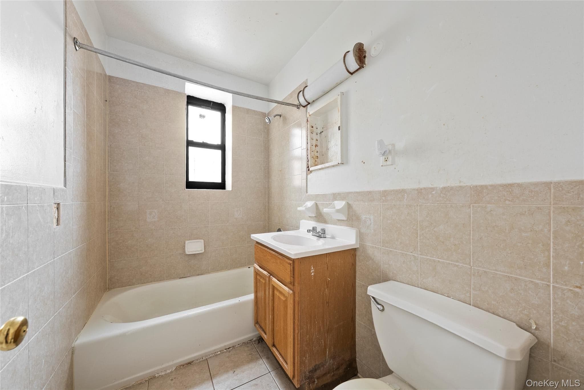 1715 Nelson Avenue Ave Unit: 4H thumbnail 7
