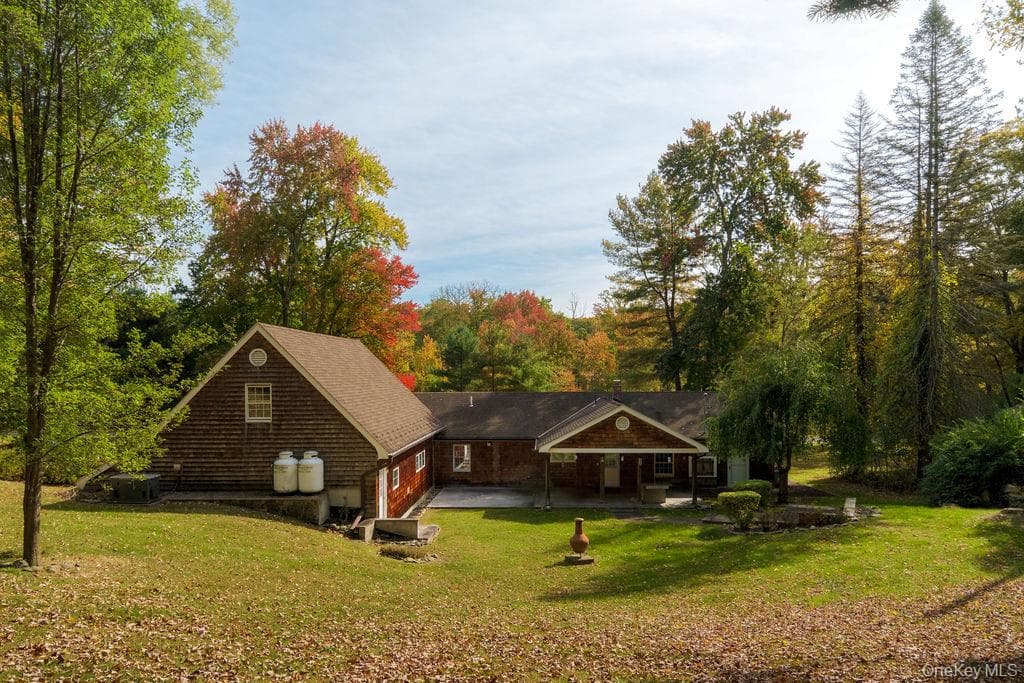 347 Spring Lake Road RD thumbnail 24