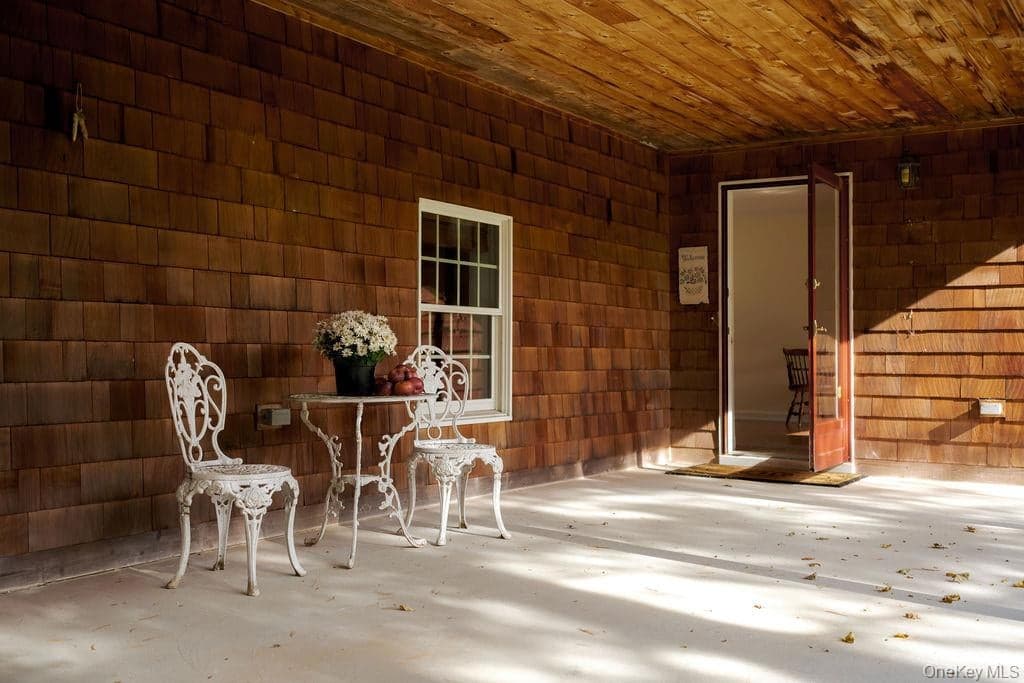 347 Spring Lake Road RD thumbnail 3